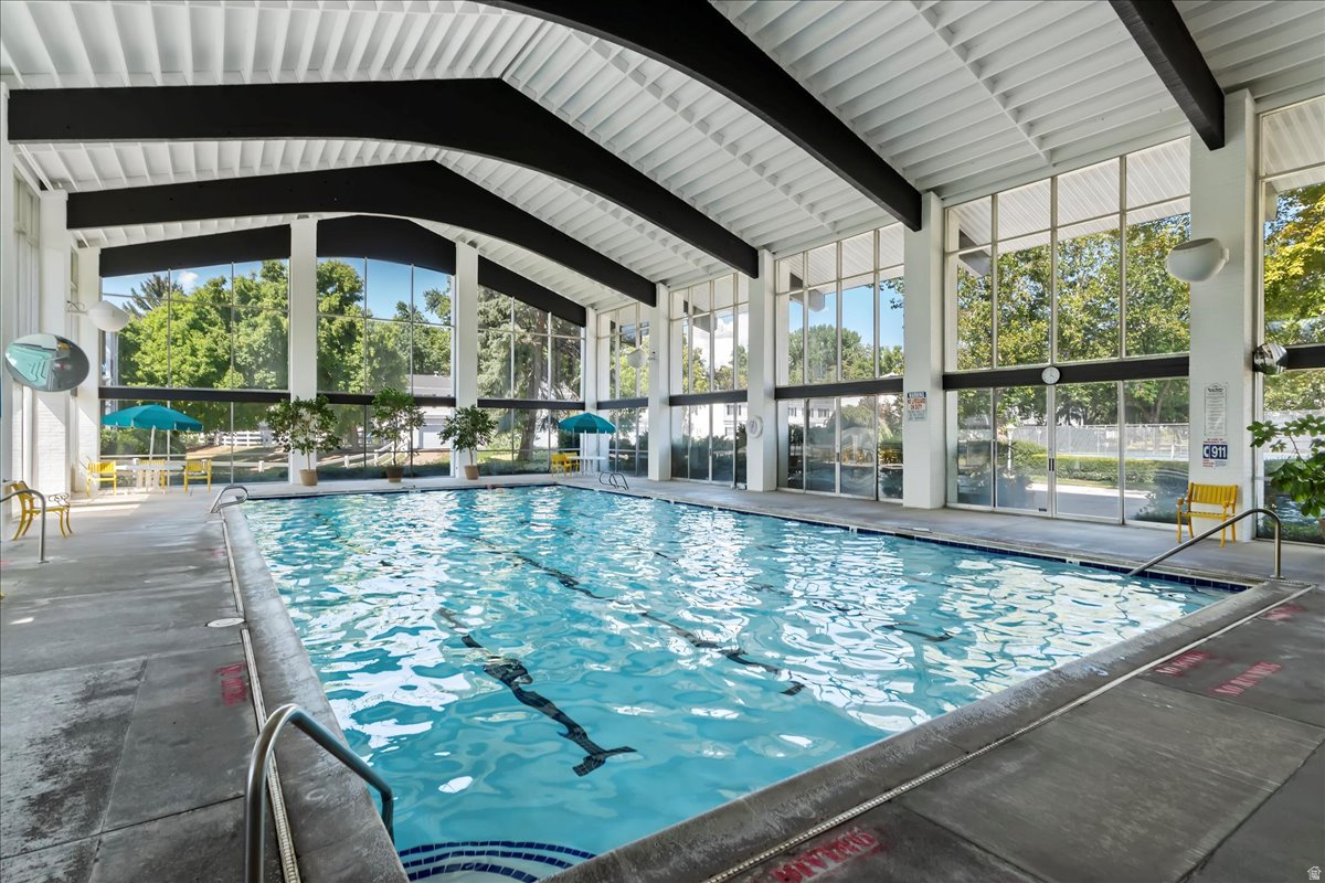 LEXINGTON VILLAGE AT OLD FARM - Residential