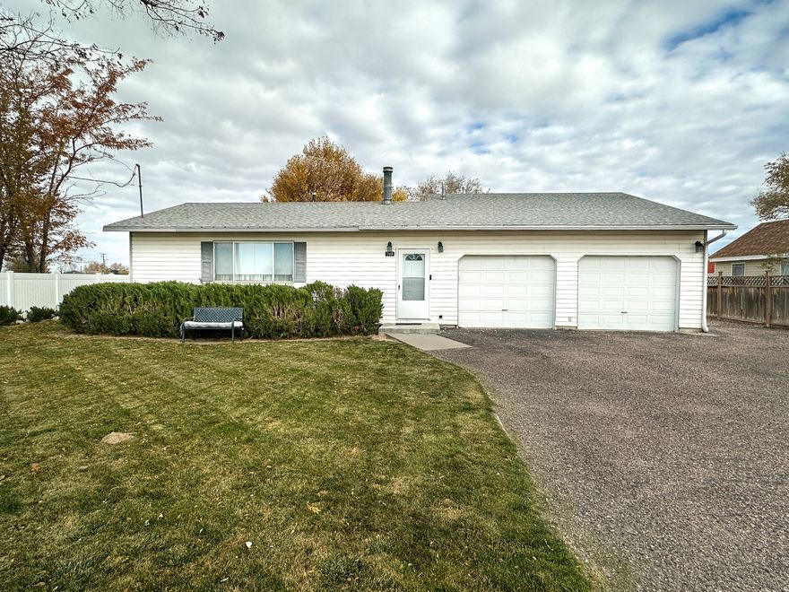 Well maintained 3 bedroom/1 bath home in Lynndyl, UT. Large primary bedroom was an addition onto the home, you'll love the high ceilings of this large room! Laundry area is on the main level. The basement features two more bedrooms an office/craft room and a storage room. Well kept yard with landscaping. Almost .48 acre "L" shaped lot gives you room to park recreational vehicles or add some corrals. Wood fence on west side of property has been replaced by white vinyl fence. Some pictures show in listing may not show this change. Buyer to verify all information.   Square footage figures are provided as a courtesy estimate only and were obtained from Millard County.  Buyer is advised to obtain an independent measurement.