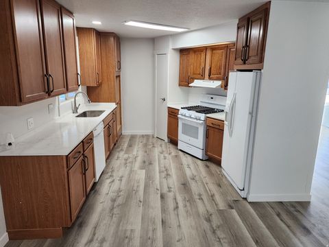 Tiny photo for 1031 W FOXGLOVE DR S, Taylorsville, UT 84123 (MLS # 2127132)