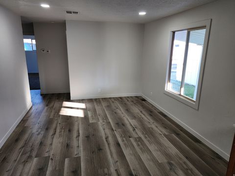 Tiny photo for 1031 W FOXGLOVE DR S, Taylorsville, UT 84123 (MLS # 2127132)