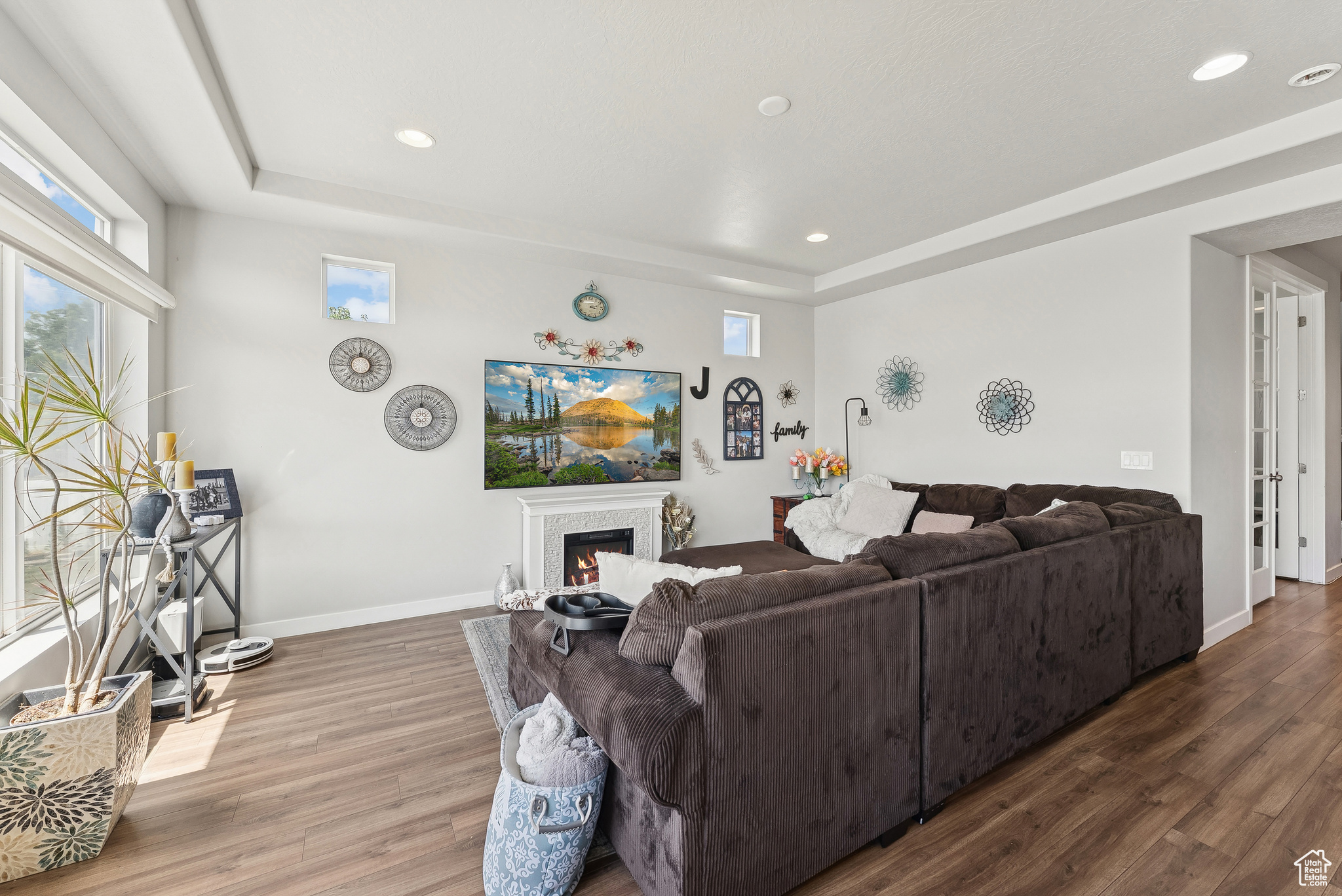 ELLISON PARK ESTATES - Residential