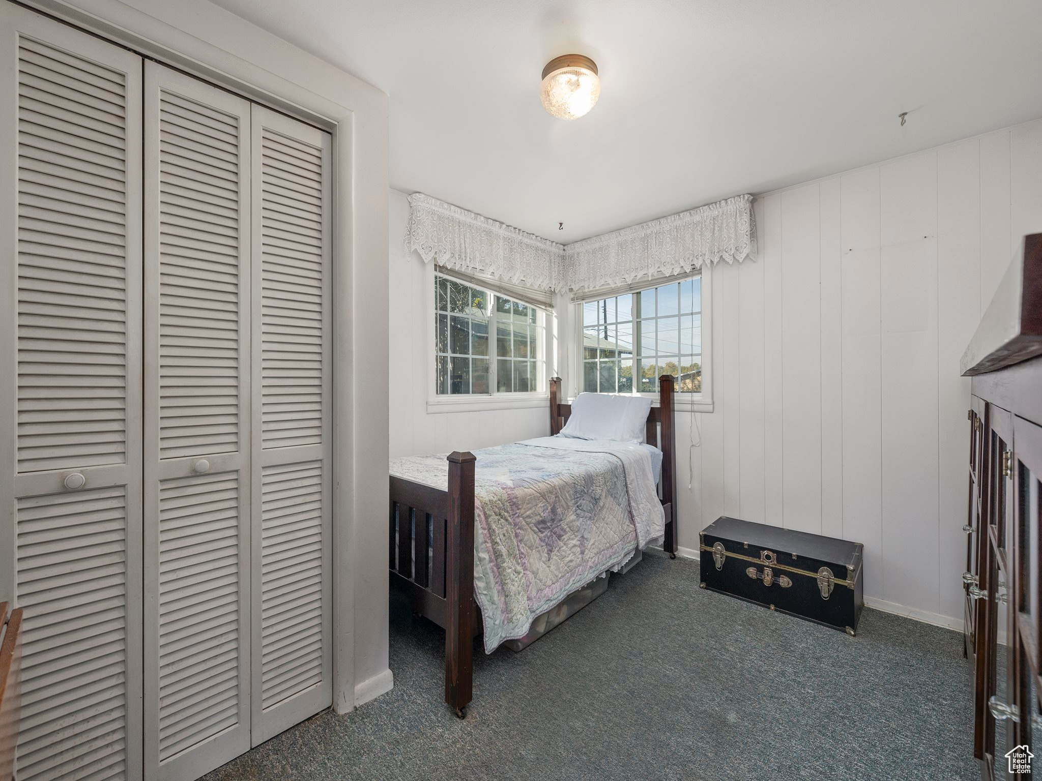 Millcreek, Utah 84107, United States, 3 Bedrooms Bedrooms, ,1 BathroomBathrooms,Residential,Pending,39073