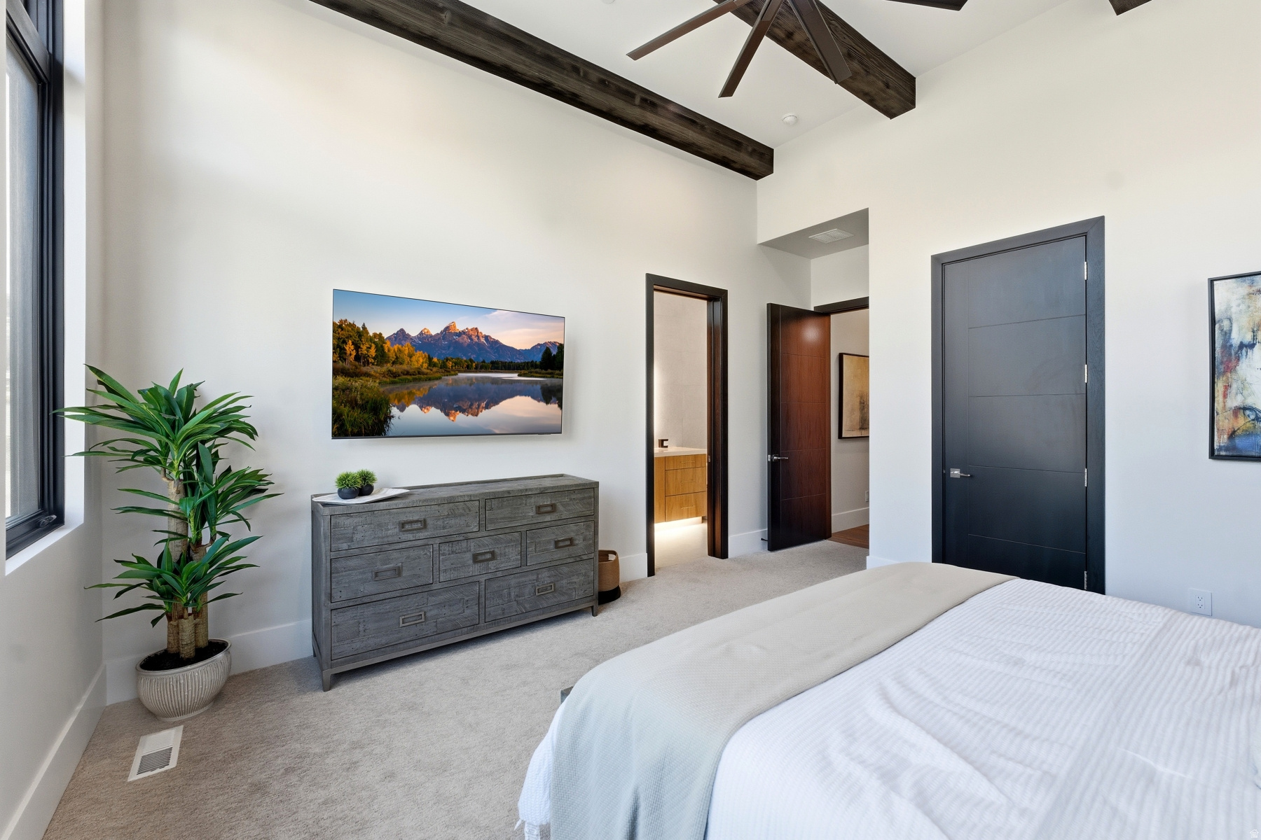 TUHAYE - Residential