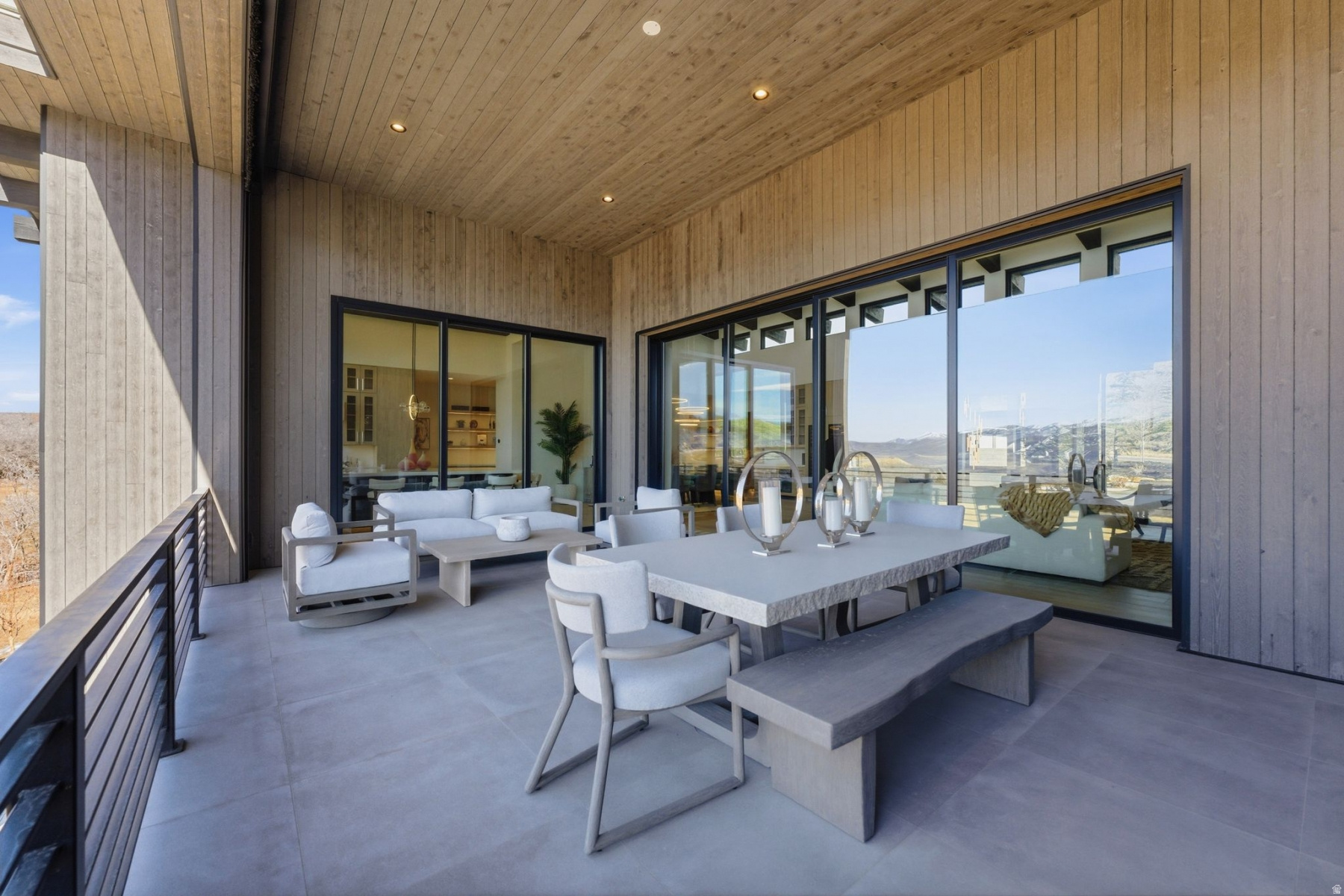 TUHAYE - Residential