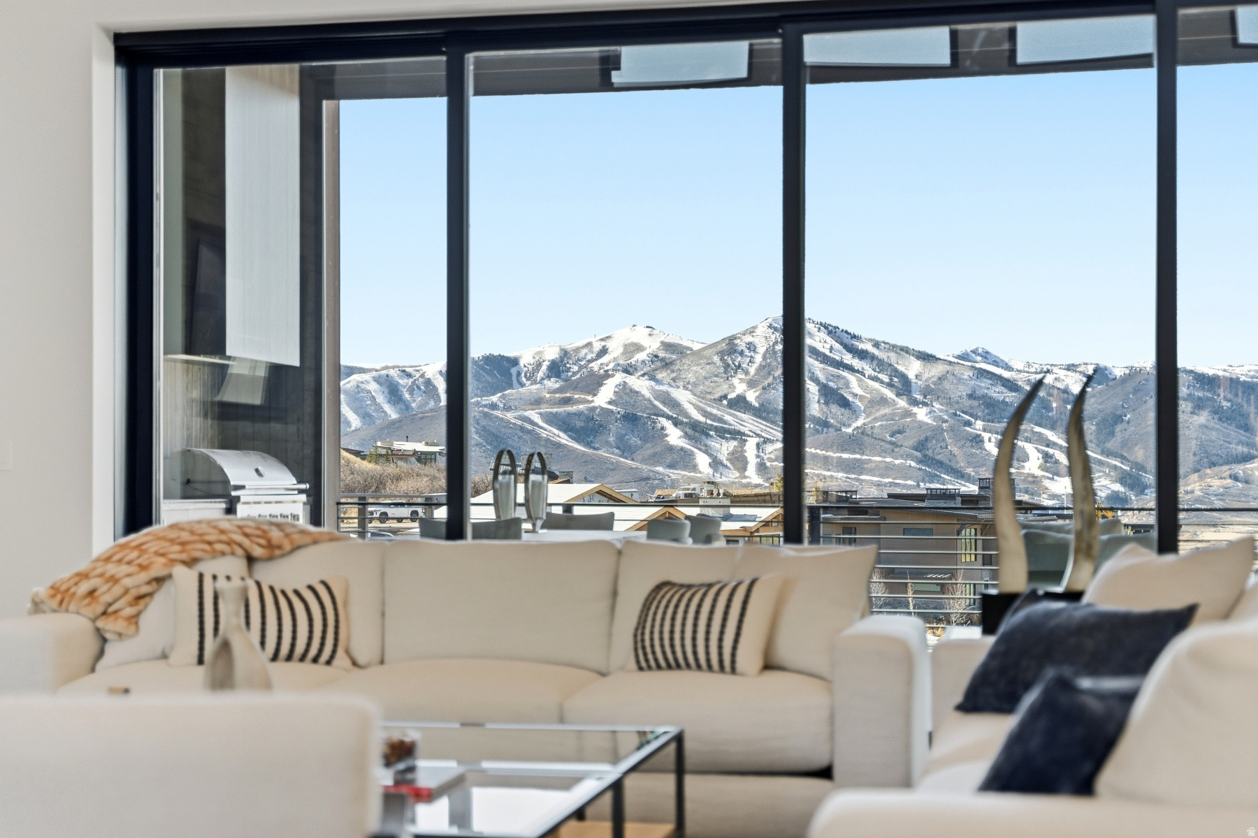 TUHAYE - Residential