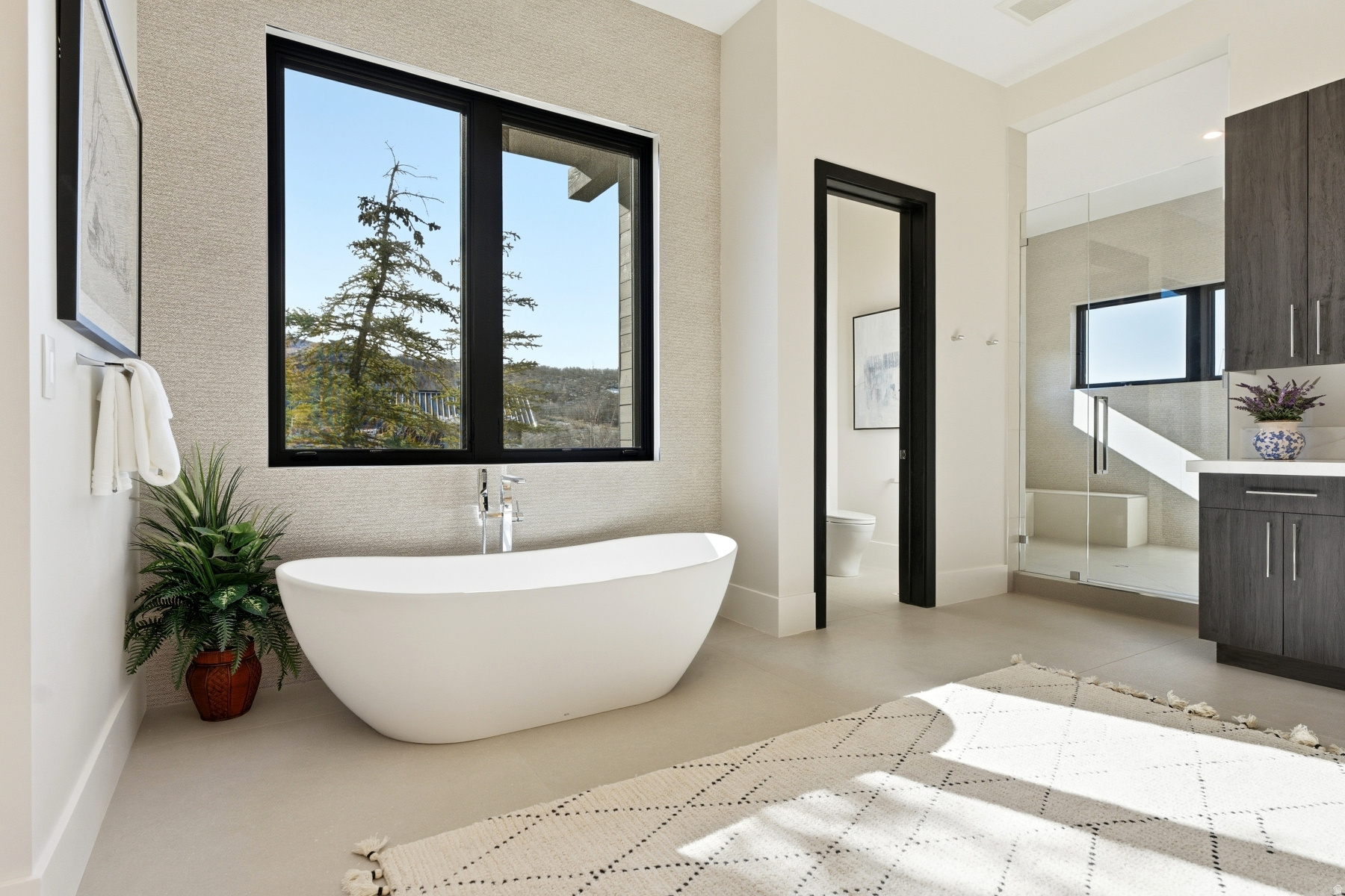 TUHAYE - Residential