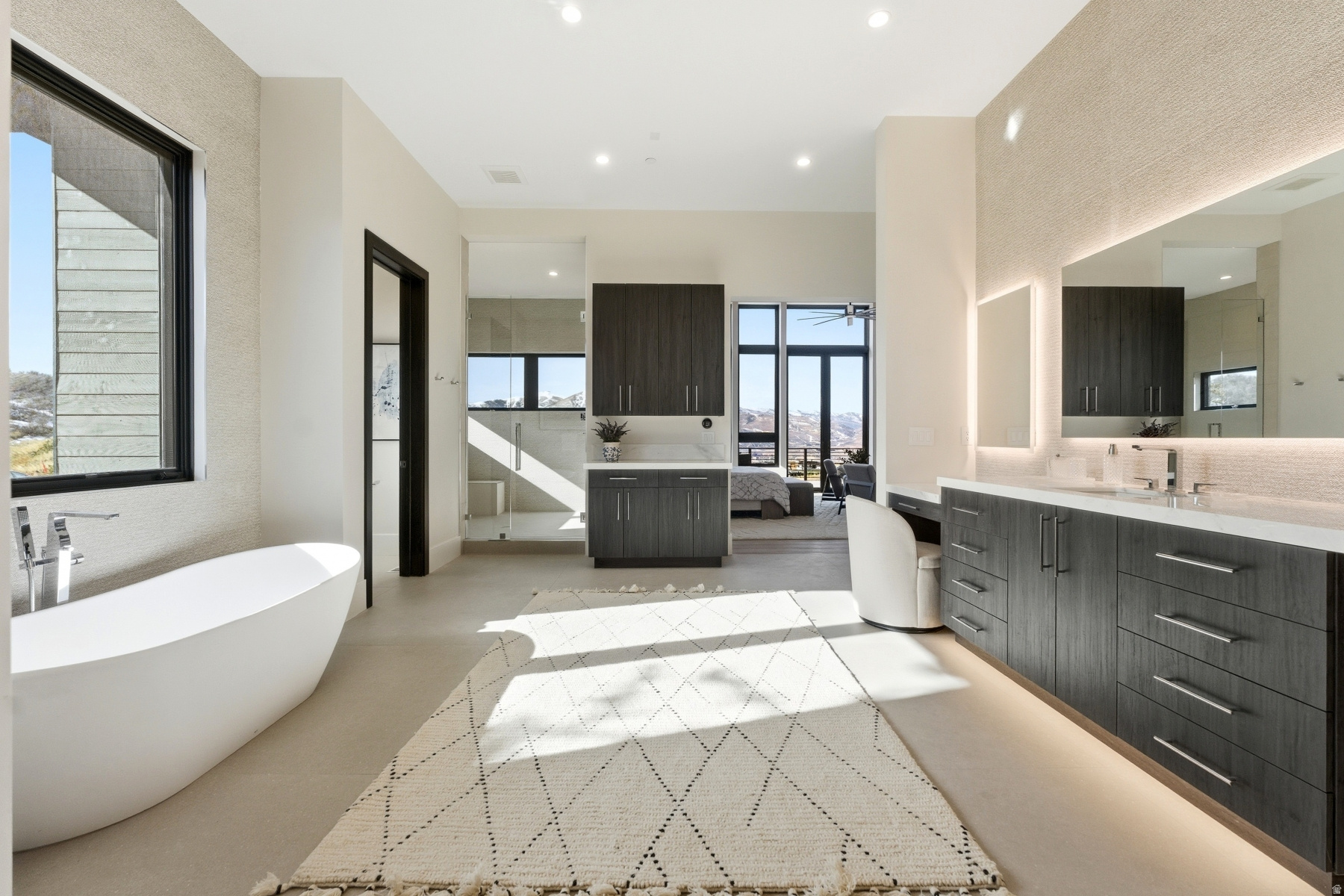 TUHAYE - Residential