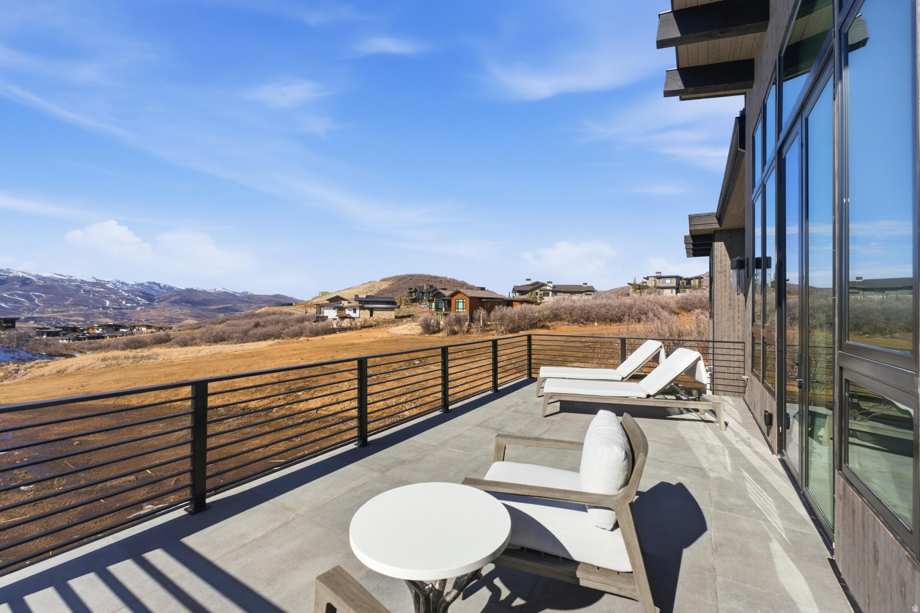 TUHAYE - Residential