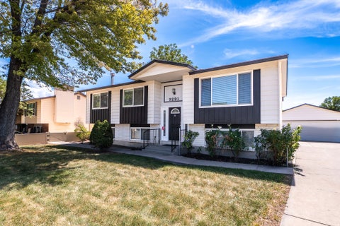 Tiny photo for 3291 W HECTOR DR, West Valley City, UT 84119 (MLS # 2181295)