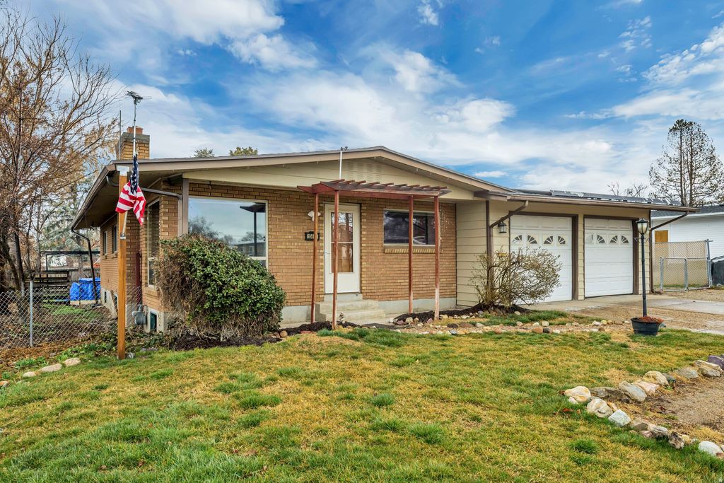 Photo of 158 W 2200 N, Sunset, UT 84015 (MLS # 2140638)