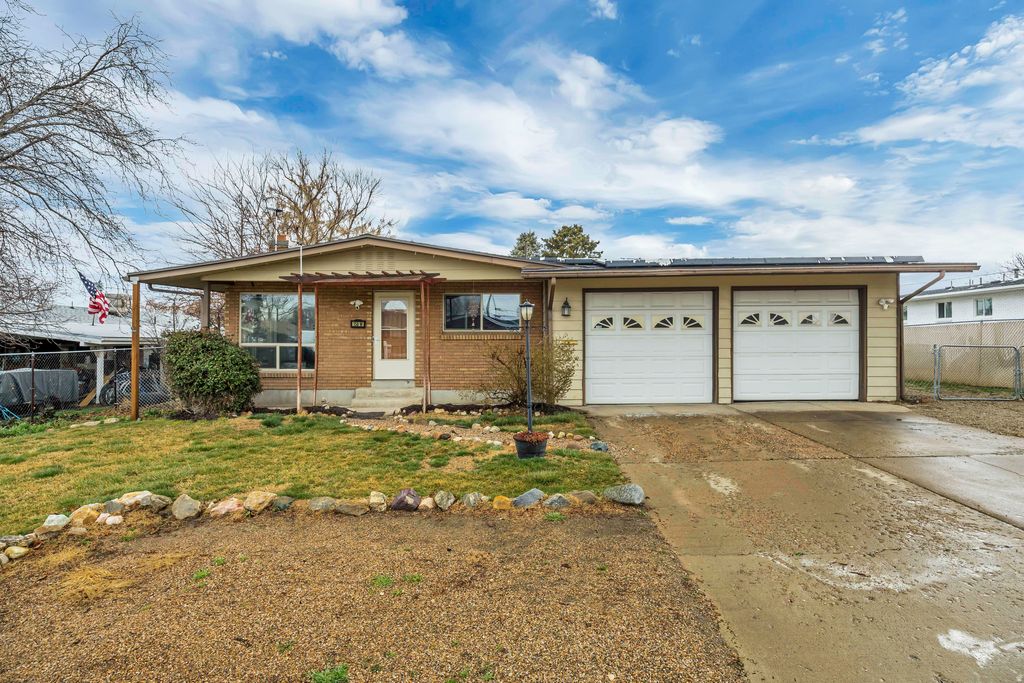 Photo of 158 W 2200 N, Sunset, UT 84015 (MLS # 2140638)