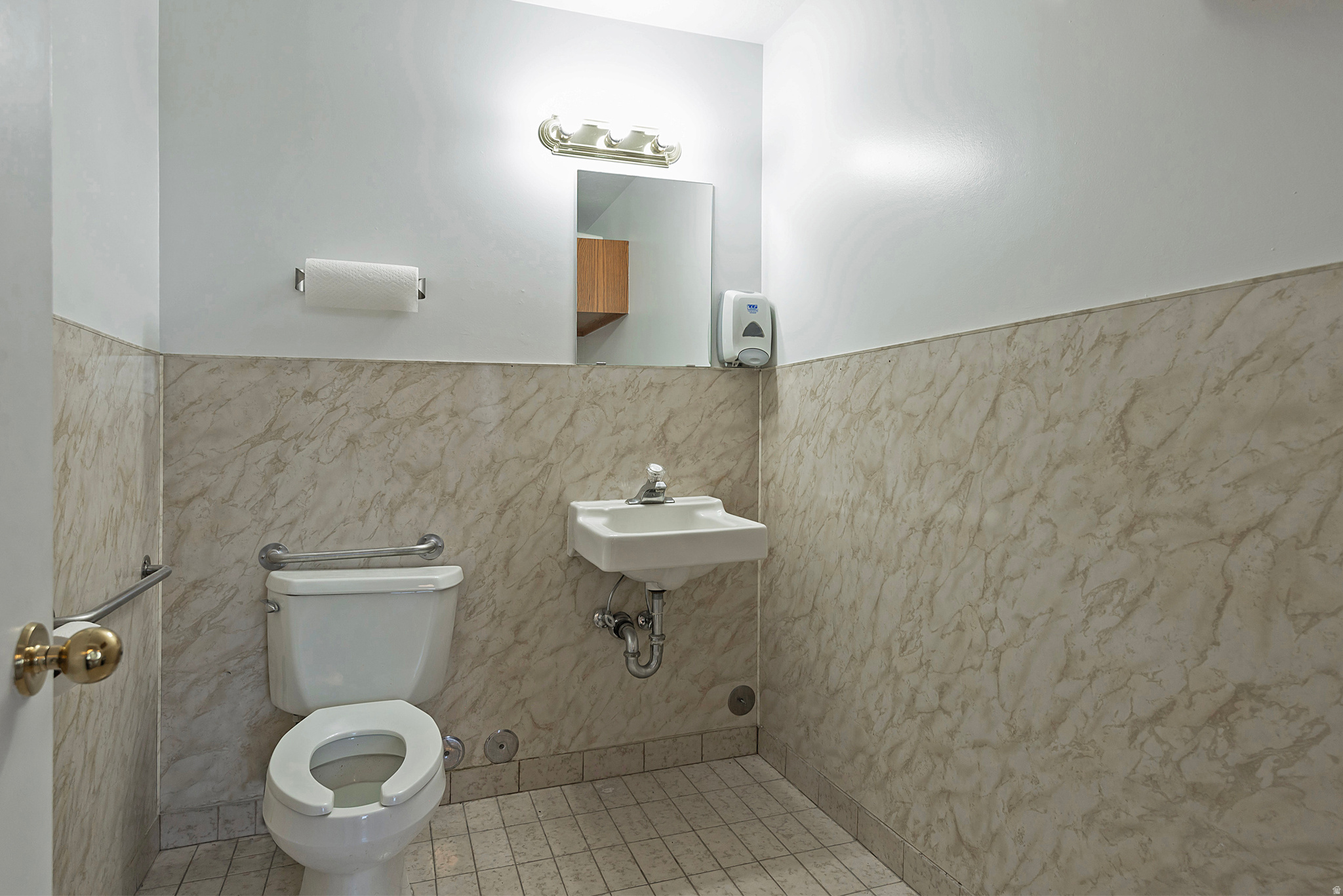 PARK - Commercial Sale