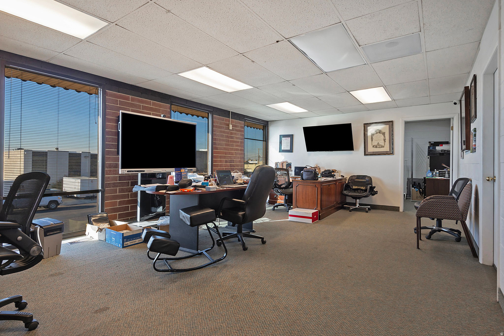 PARK - Commercial Sale