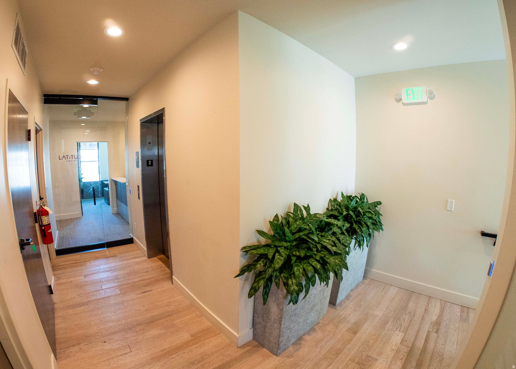 HIGHLAND PARK - Commercial Lease