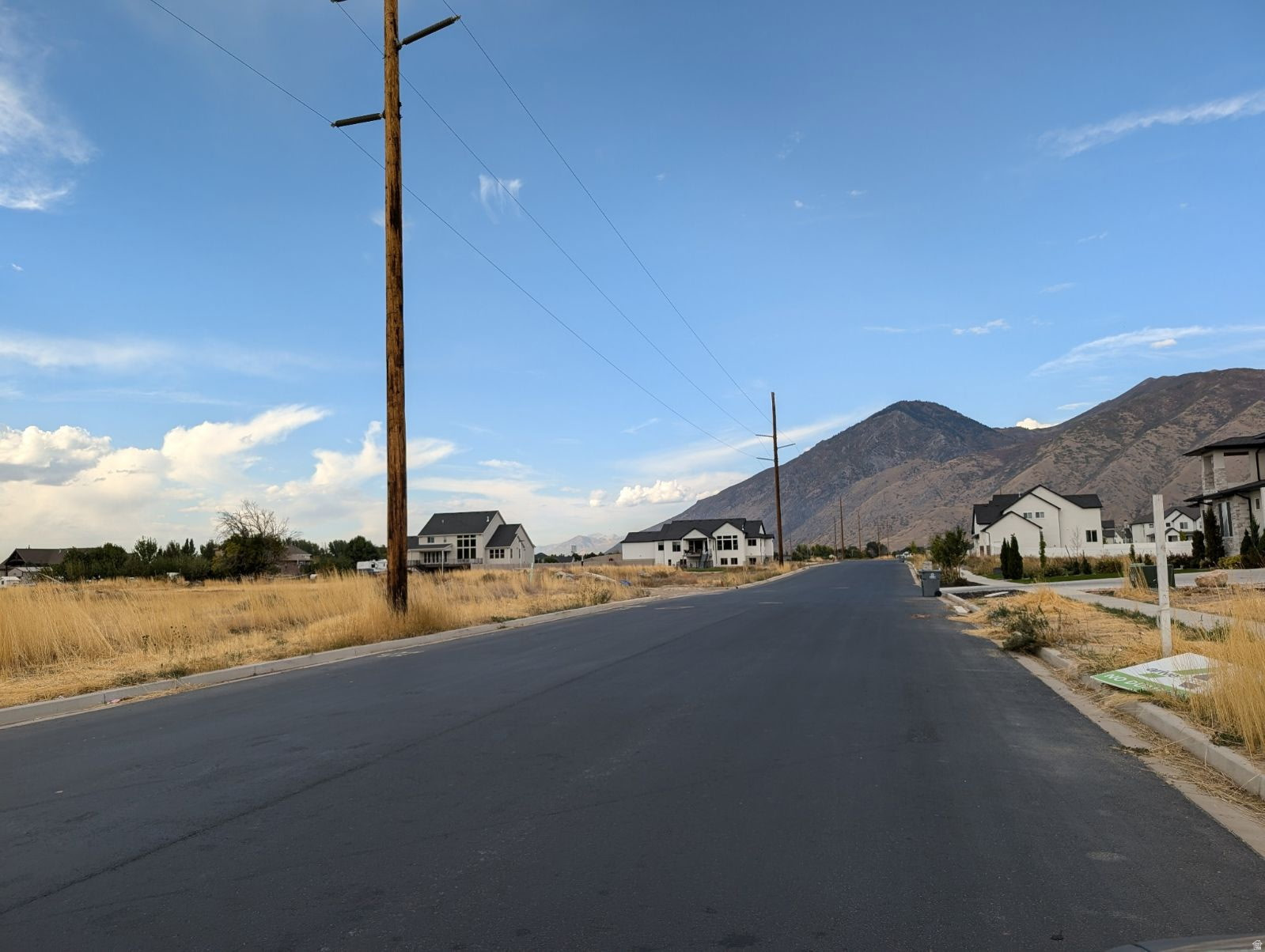 BENTLEY BROOK - Land