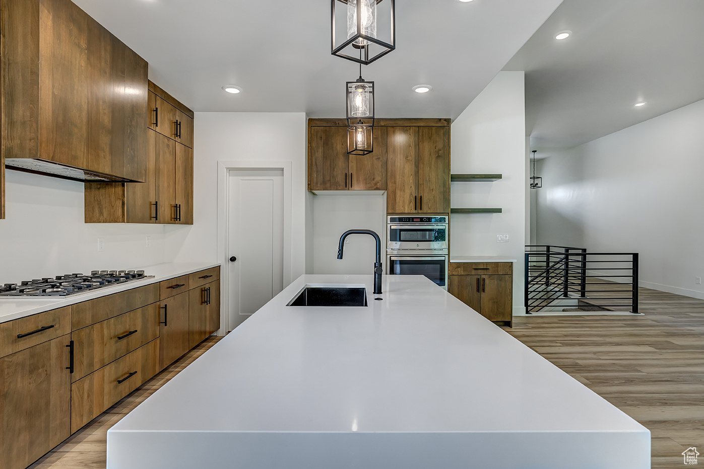 BLACKHAWK - Residential