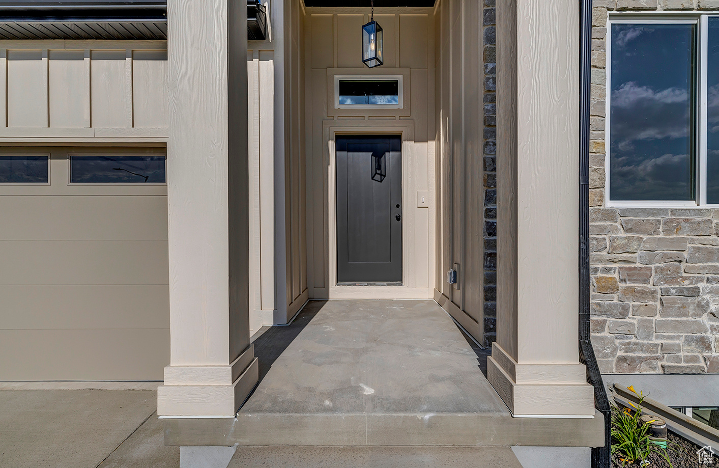 BLACKHAWK - Residential