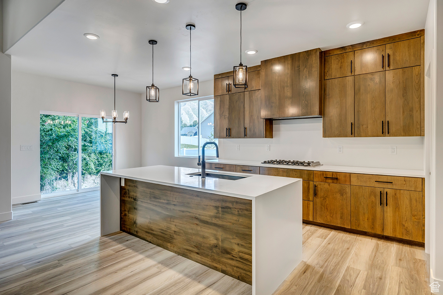 BLACKHAWK - Residential