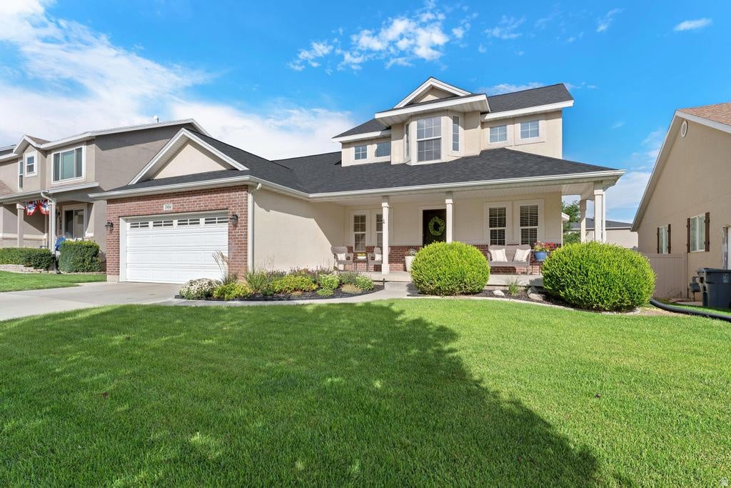 Photo of 1956 N TUSCANY DR, Saratoga Springs, UT 84045 (MLS # 2184642)