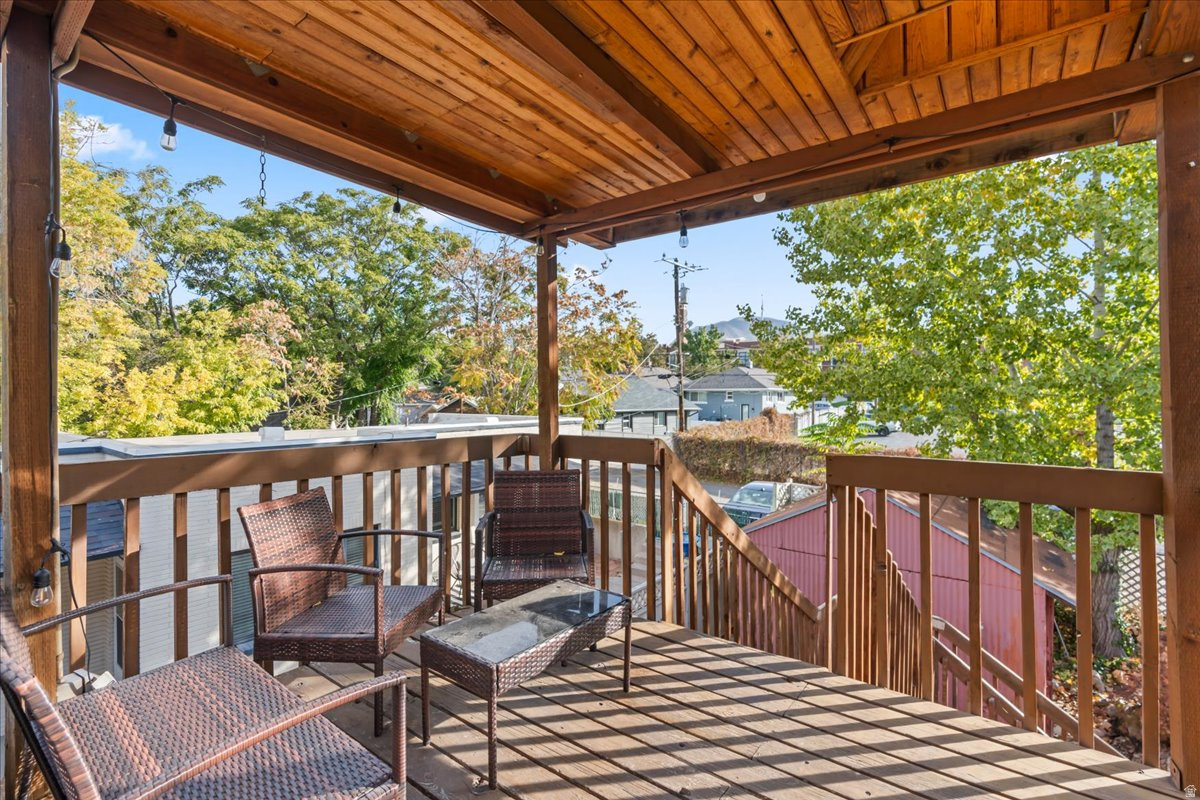 PLAT B - Residential