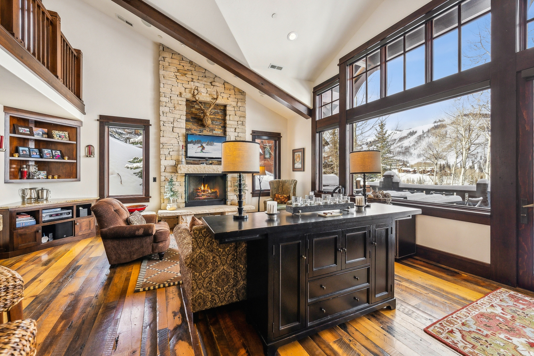 LARKSPUR TOWNHOMES - Residential