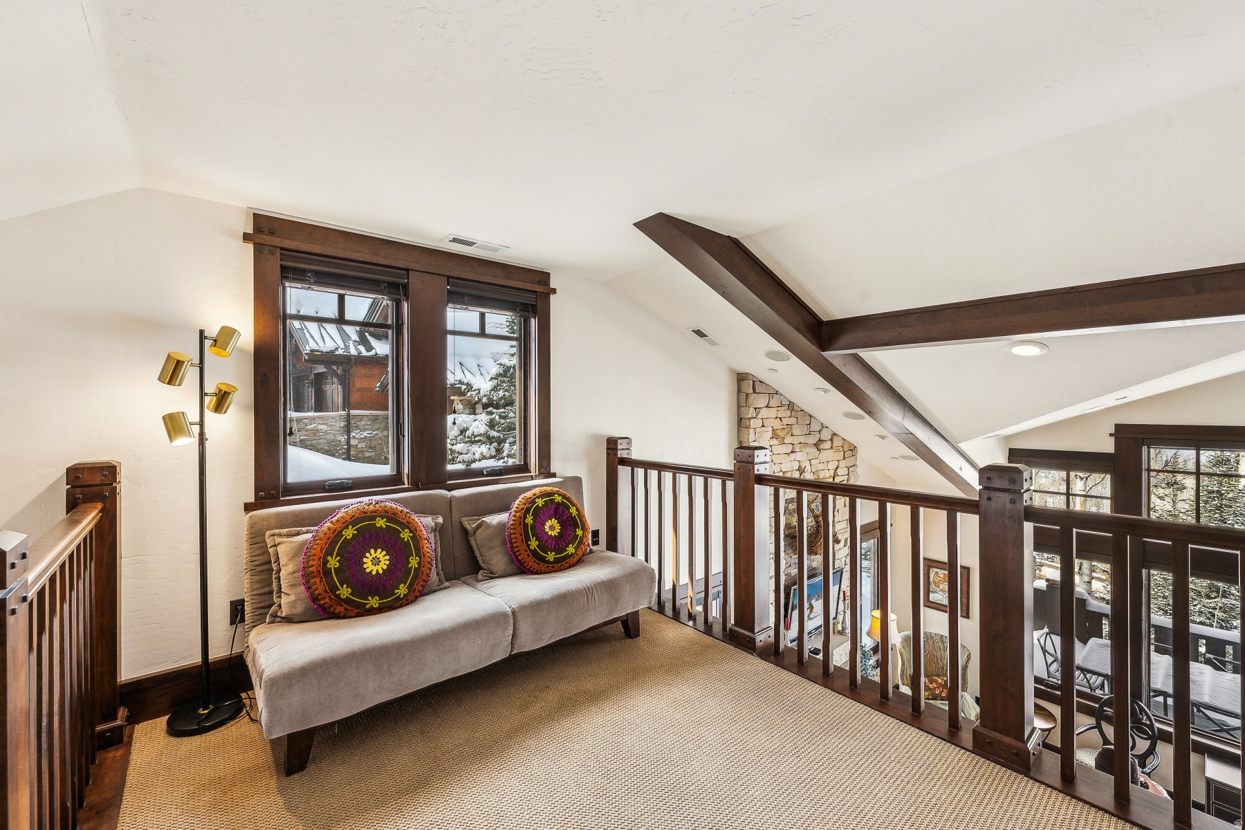 LARKSPUR TOWNHOMES - Residential