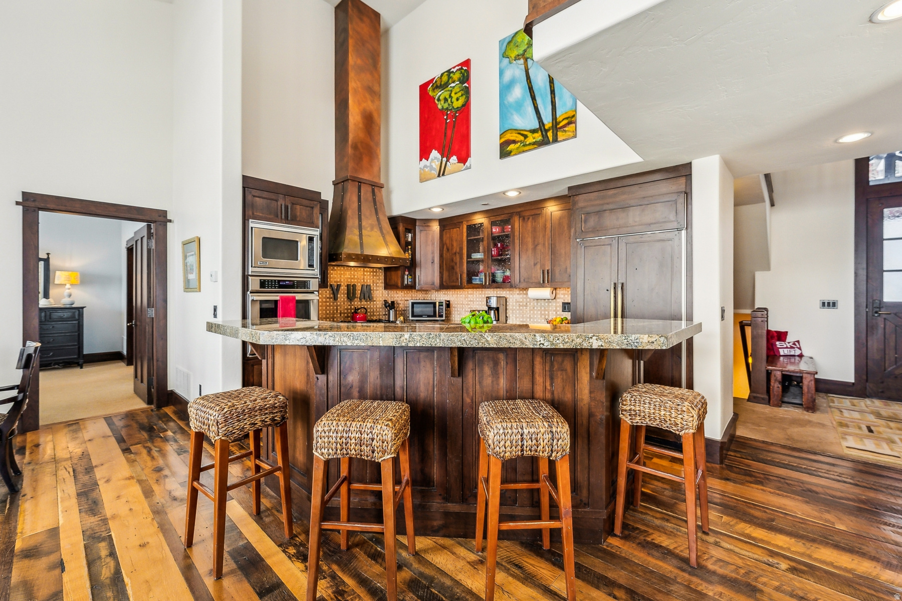 LARKSPUR TOWNHOMES - Residential