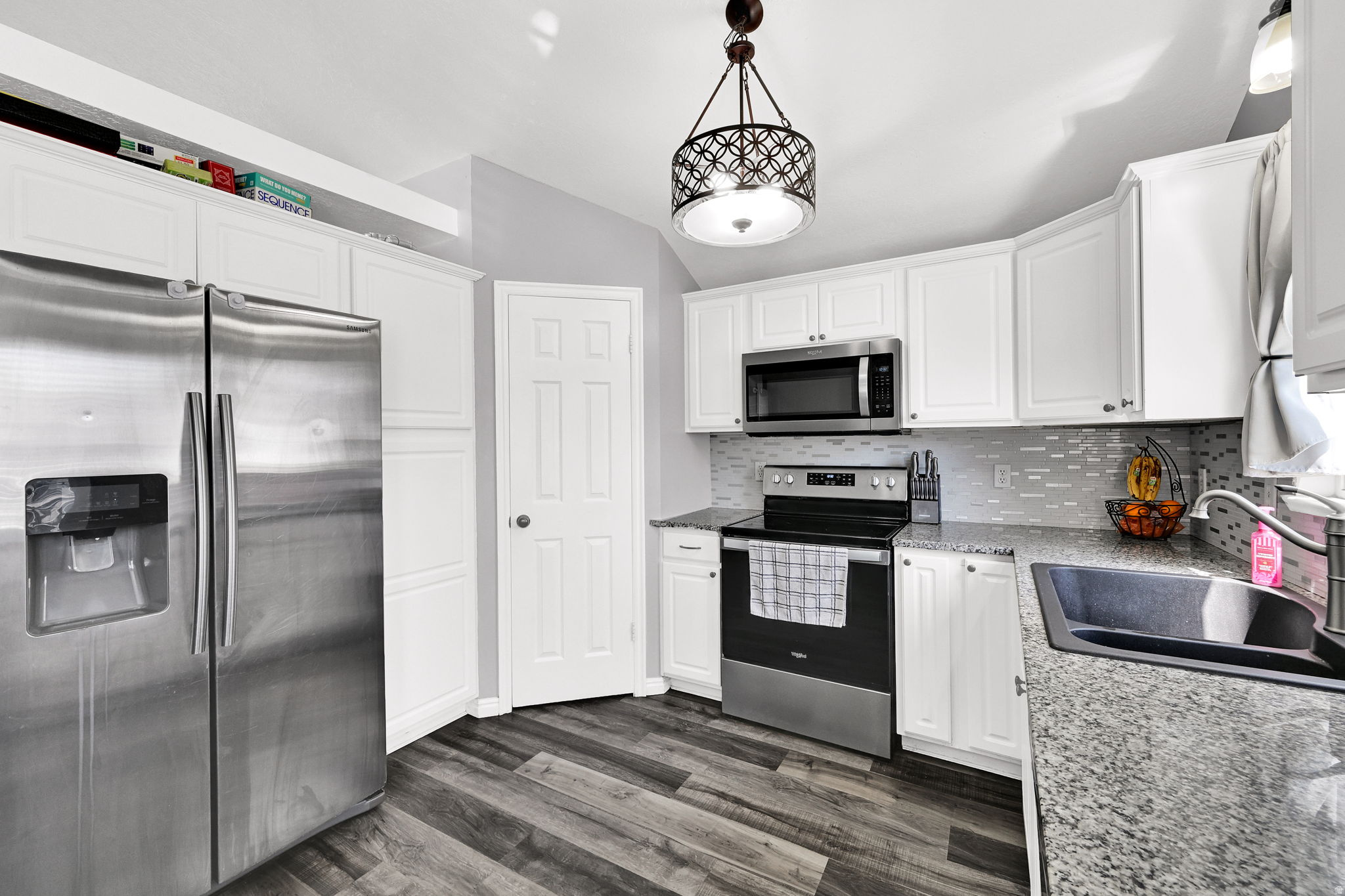 MIRAGE ESTATES PHASE - Residential