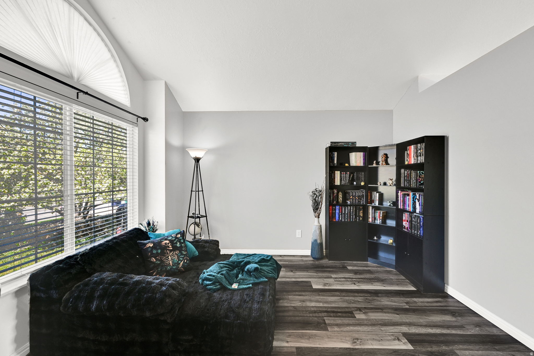 MIRAGE ESTATES PHASE - Residential