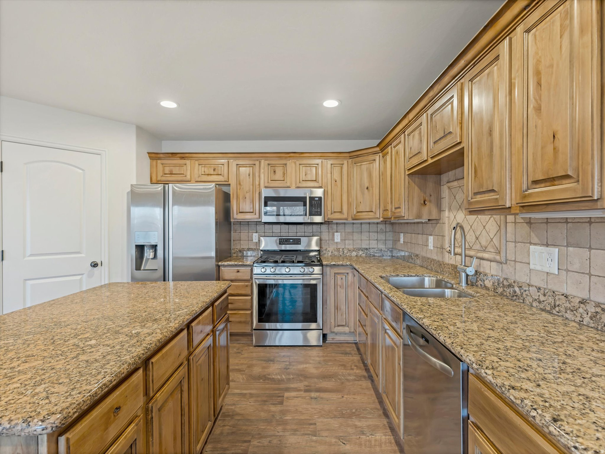 ORCHARD VISTA - Residential