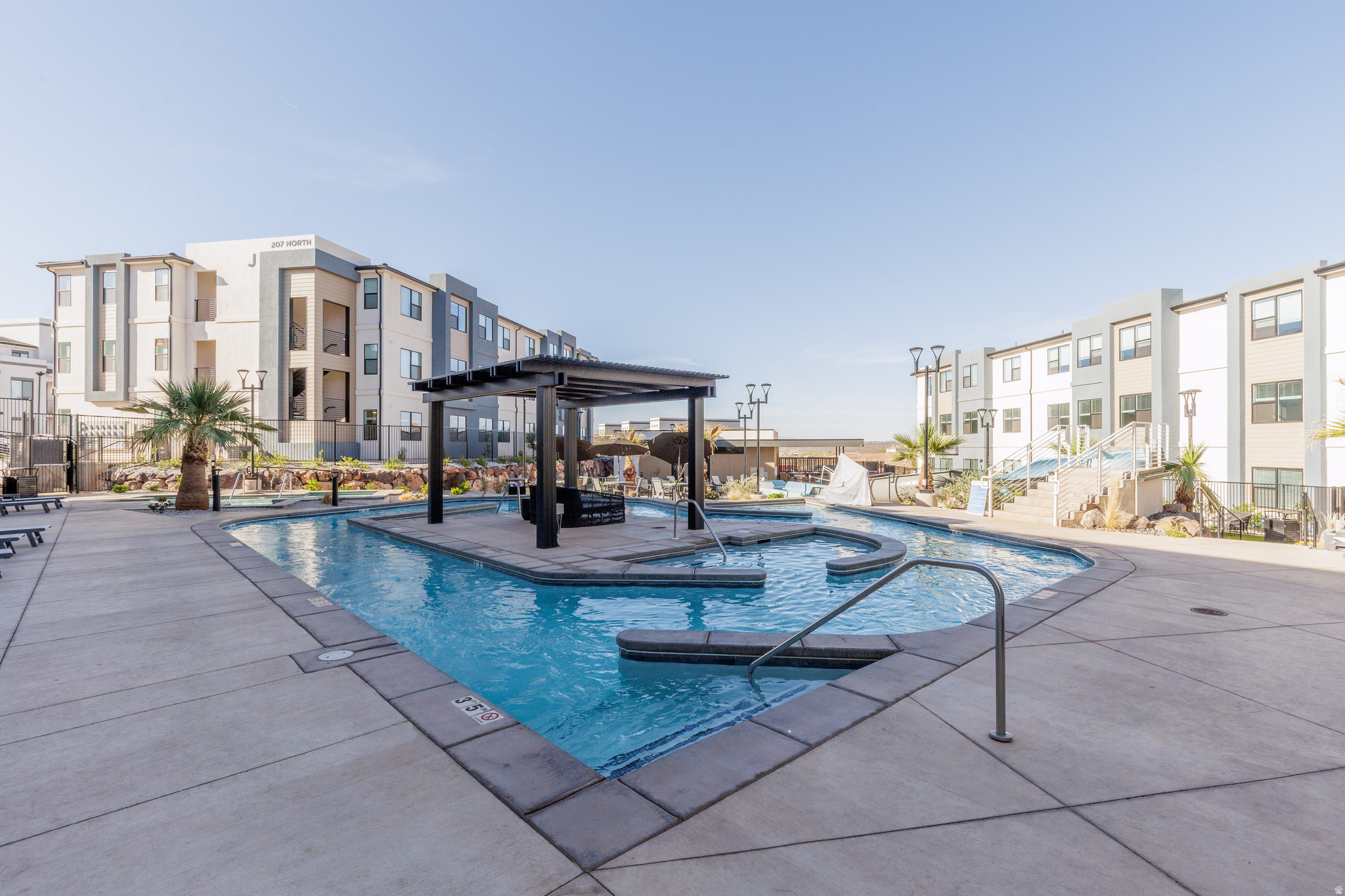 CORAL SPRINGS CONDOMINIUMS PH 1 - Residential