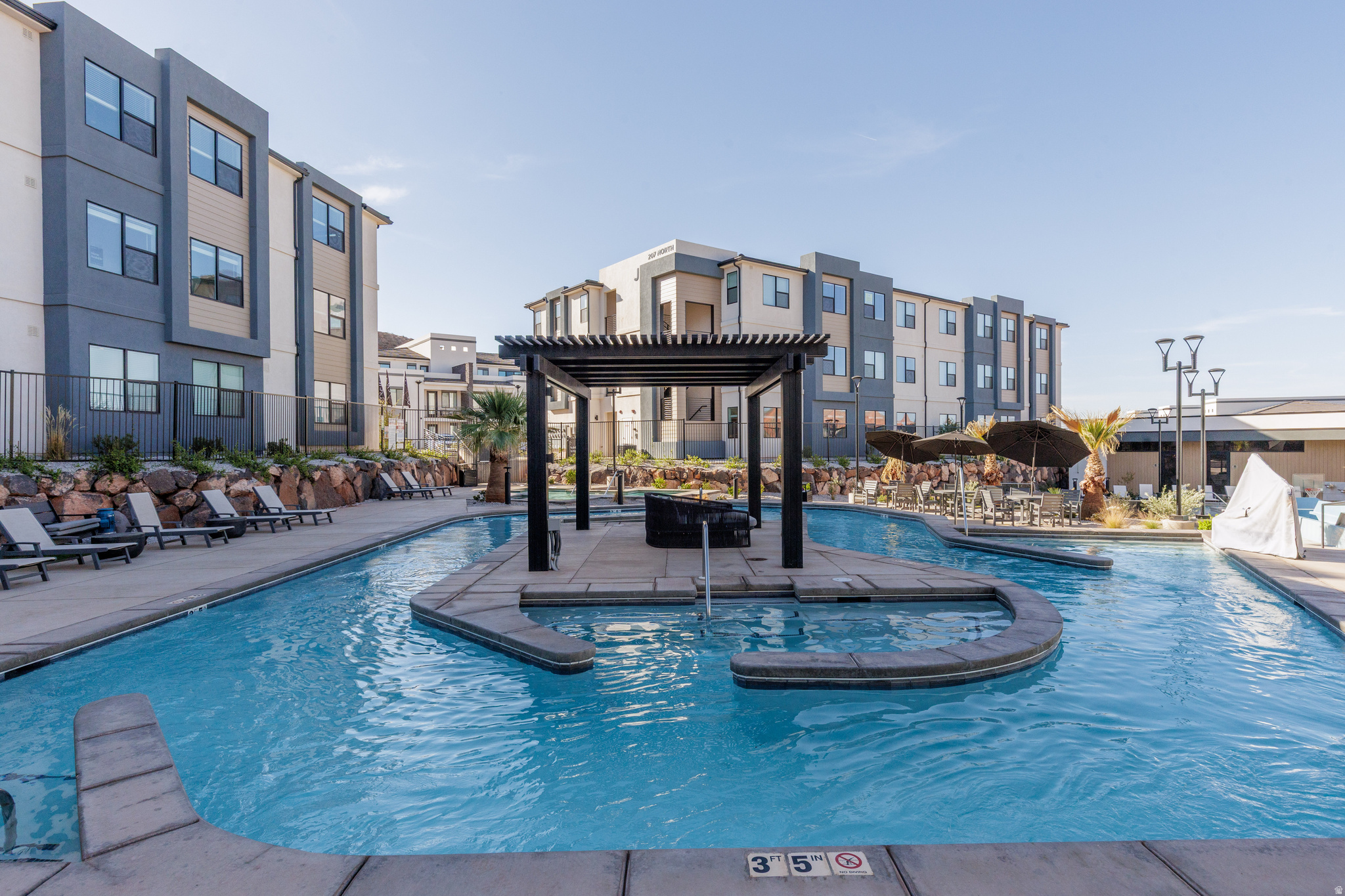 CORAL SPRINGS CONDOMINIUMS PH 1 - Residential