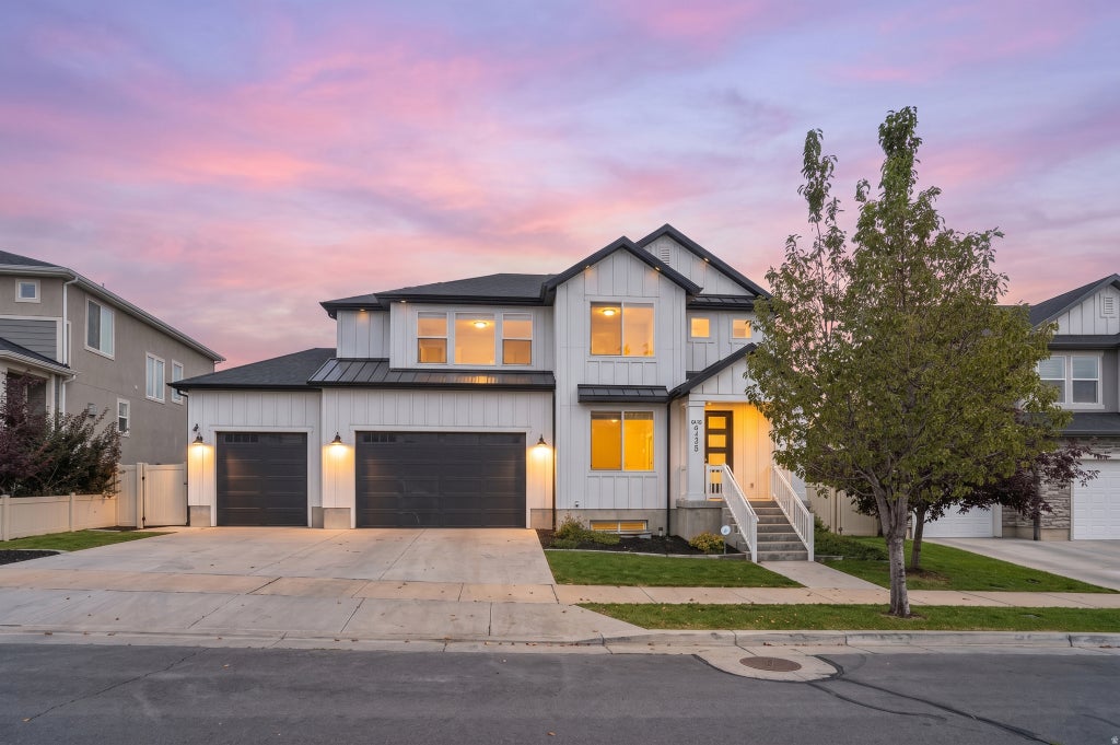 Photo of 4452 W BARTLETT DR, Herriman, UT 84096 (MLS # 2185712)