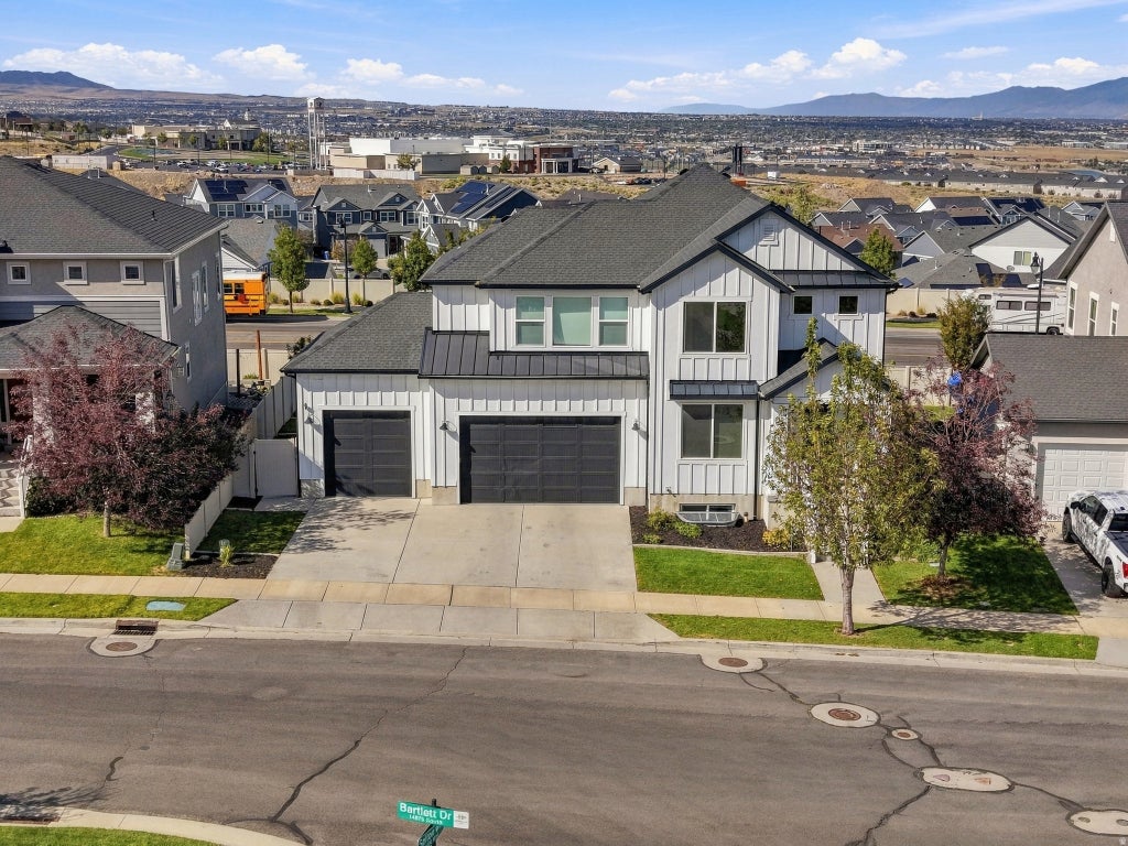 Photo of 4452 W BARTLETT DR, Herriman, UT 84096 (MLS # 2185712)