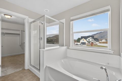 Tiny photo for 2216 W SILVER LEAF DR #35, Mapleton, UT 84664 (MLS # 2120698)