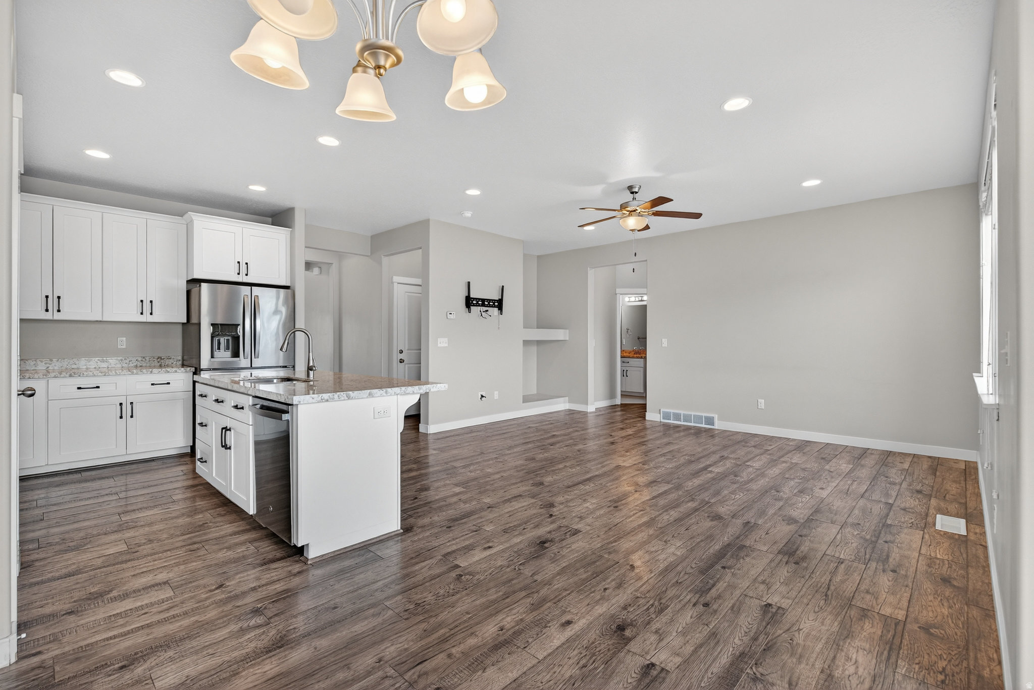 HARVEST PARK - Residential