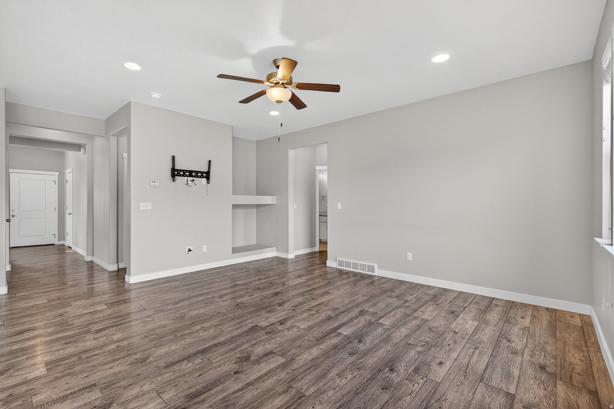 HARVEST PARK - Residential