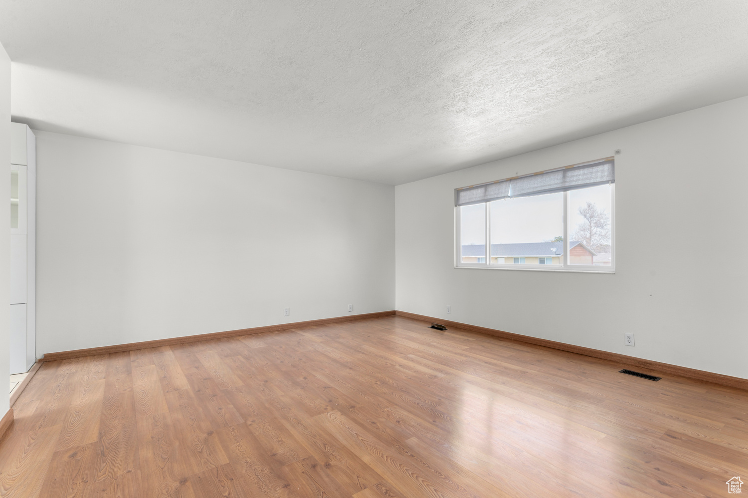 3283 W Valley Heights Dr, Salt Lake City, Utah image 4