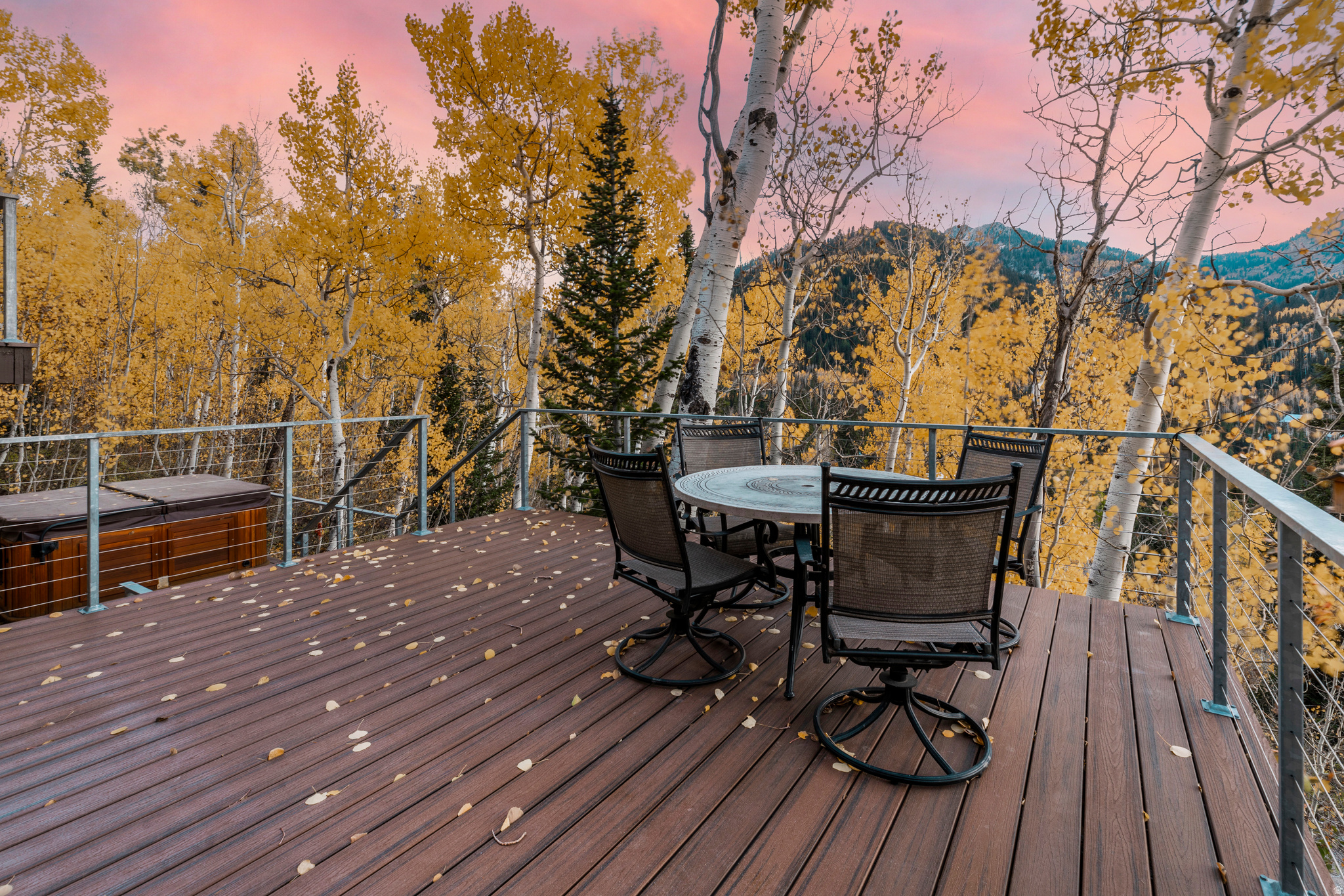 SILVER FORK - Residential