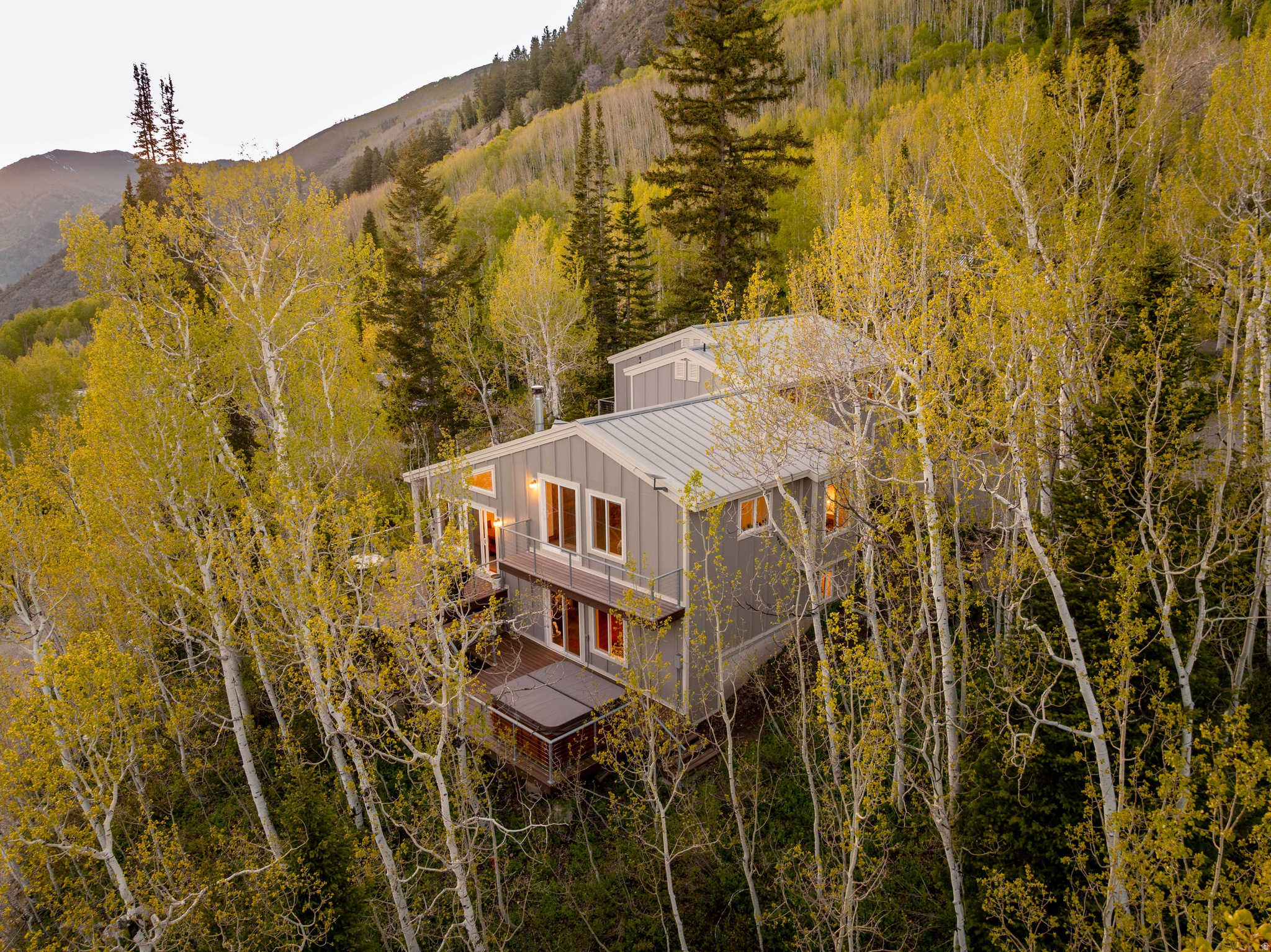 SILVER FORK - Residential