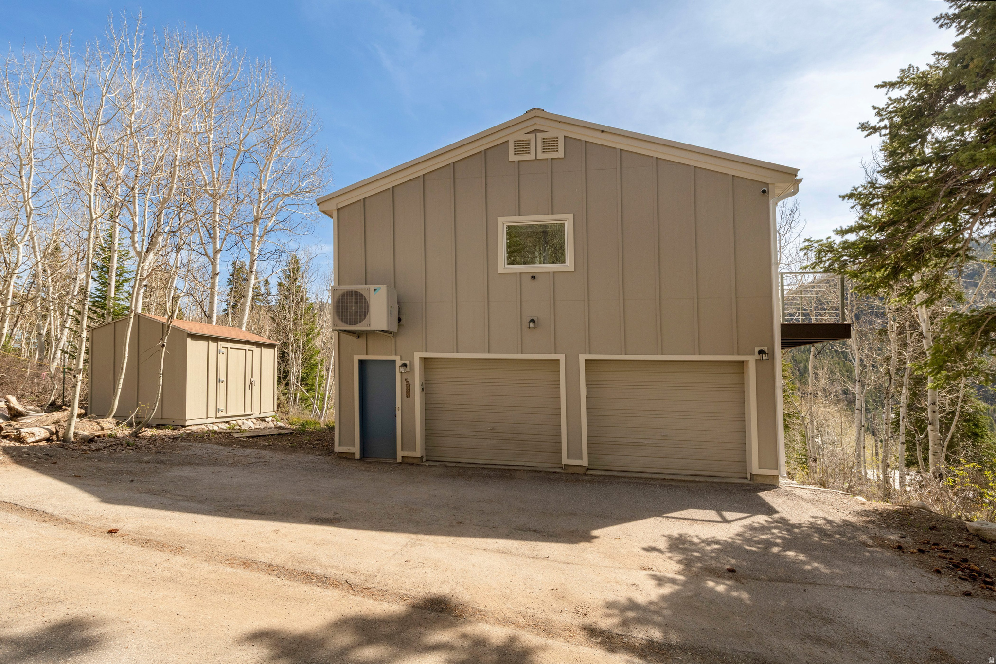 SILVER FORK - Residential
