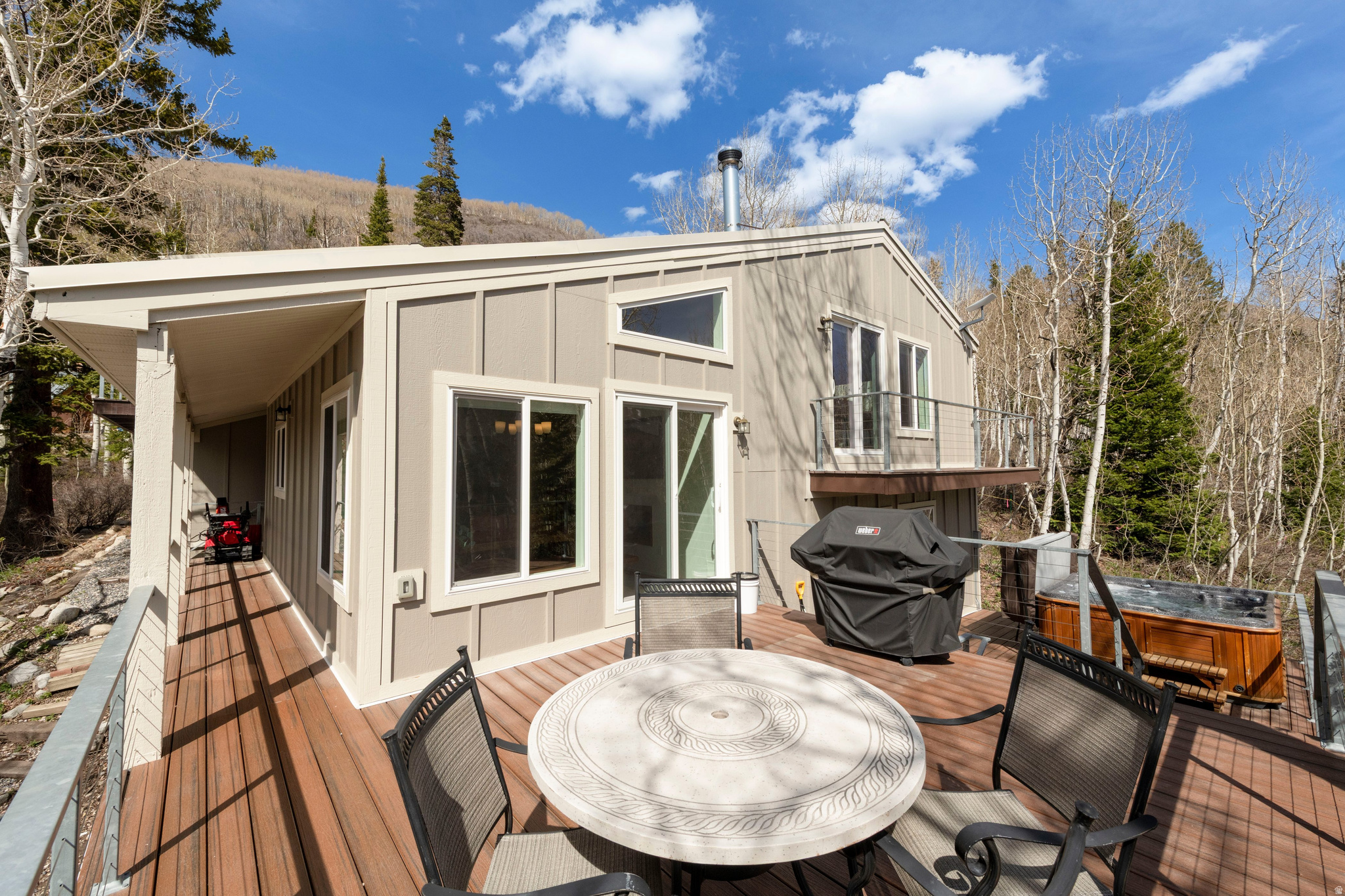 SILVER FORK - Residential