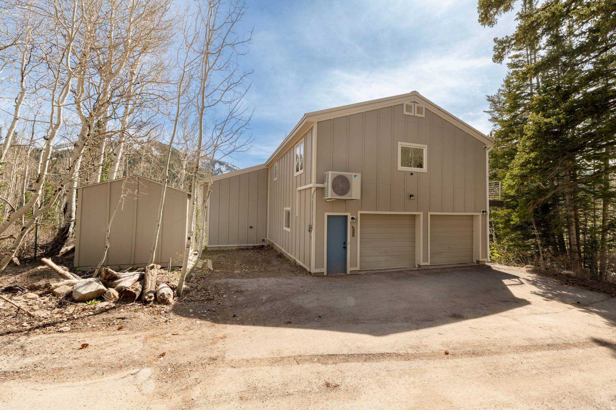 SILVER FORK - Residential