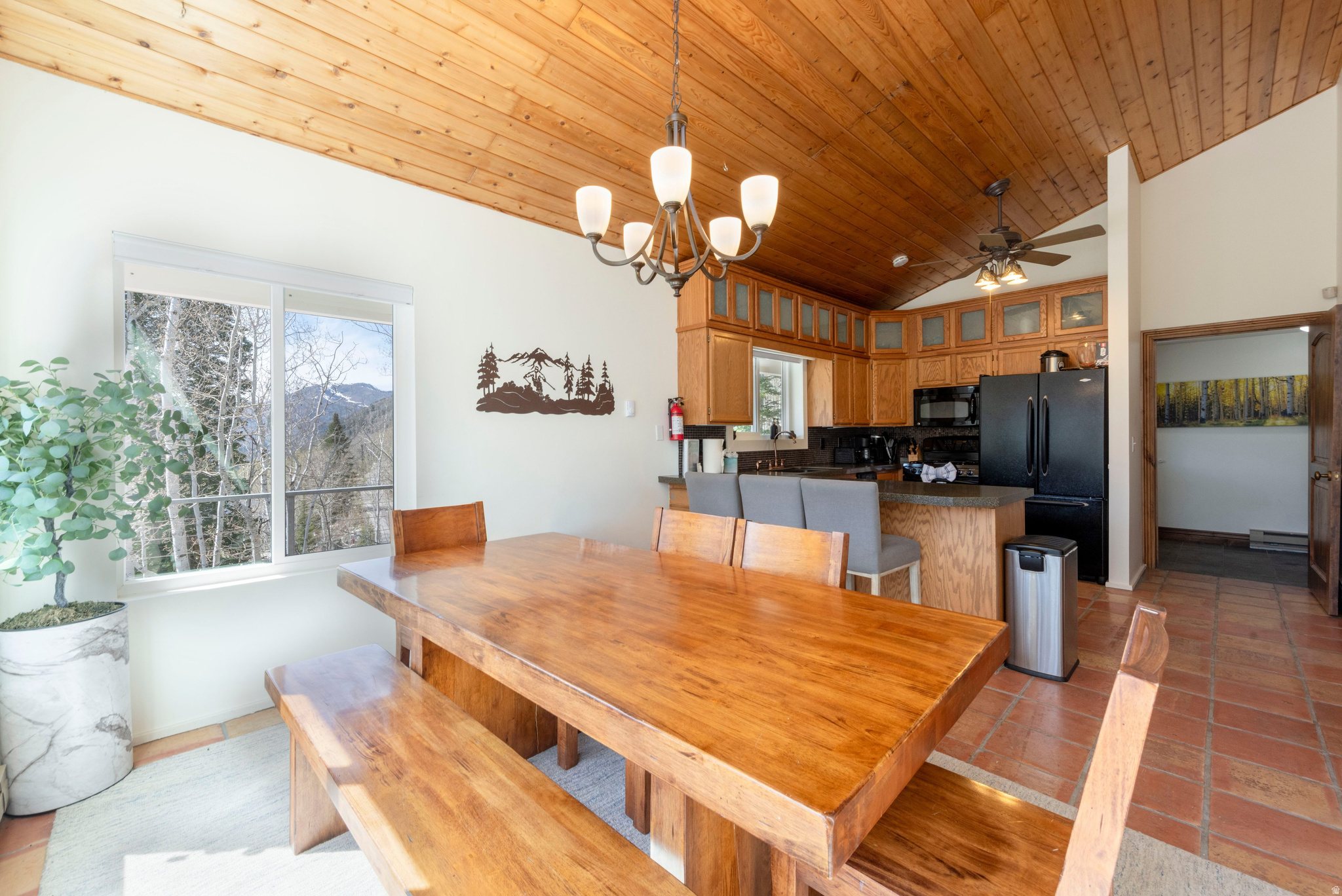 SILVER FORK - Residential