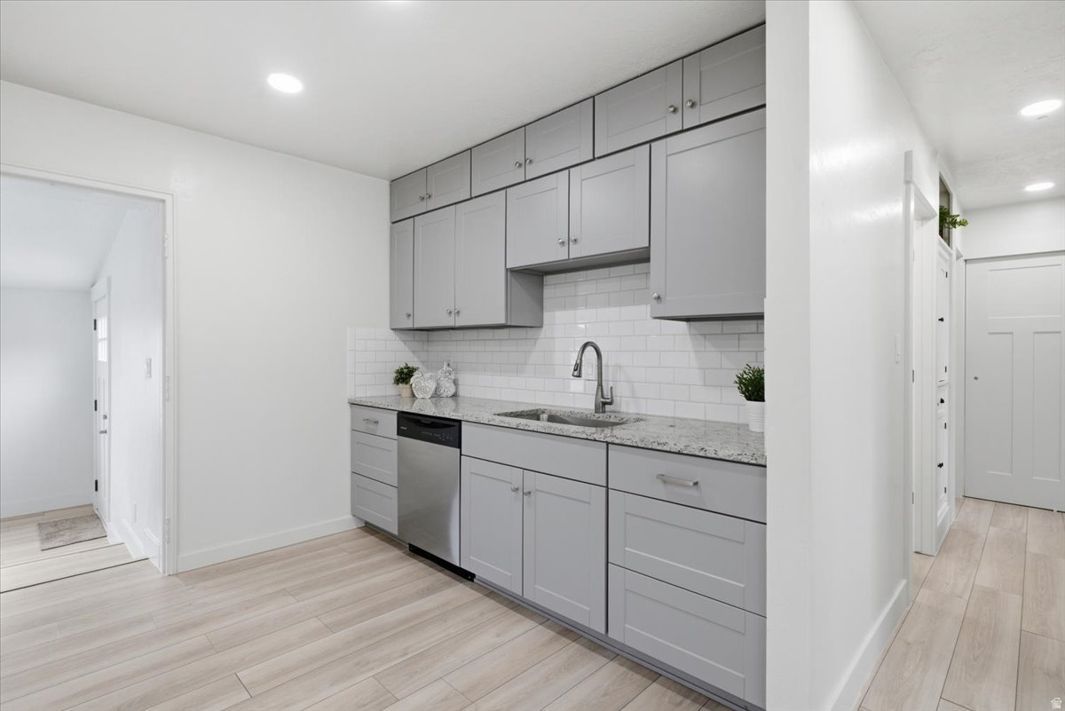 ROSE GARDEN ESTATES - Residential