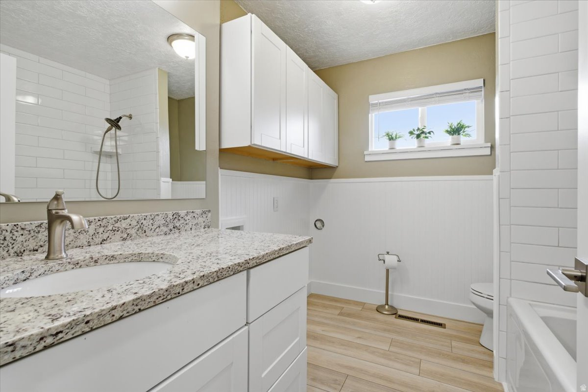 ROSE GARDEN ESTATES - Residential