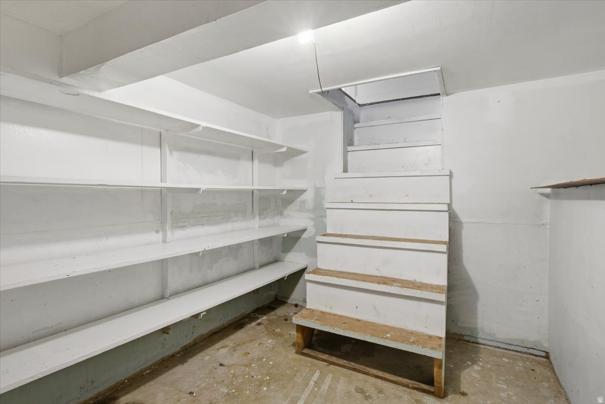 ROSE GARDEN ESTATES - Residential