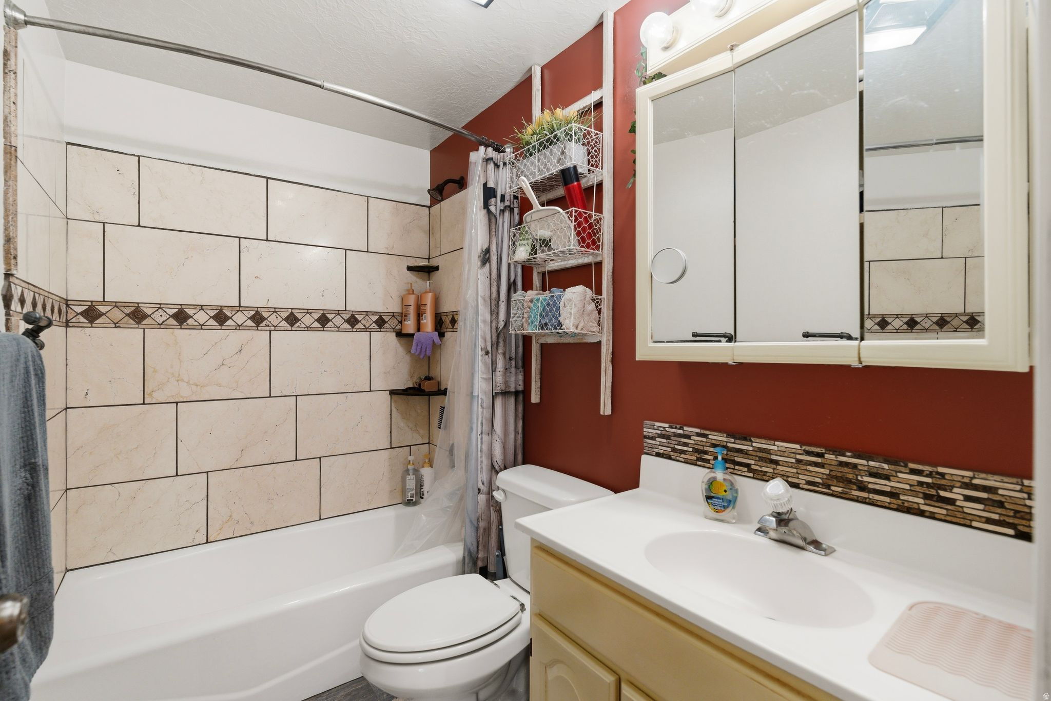 SUNBOW SUB - Residential