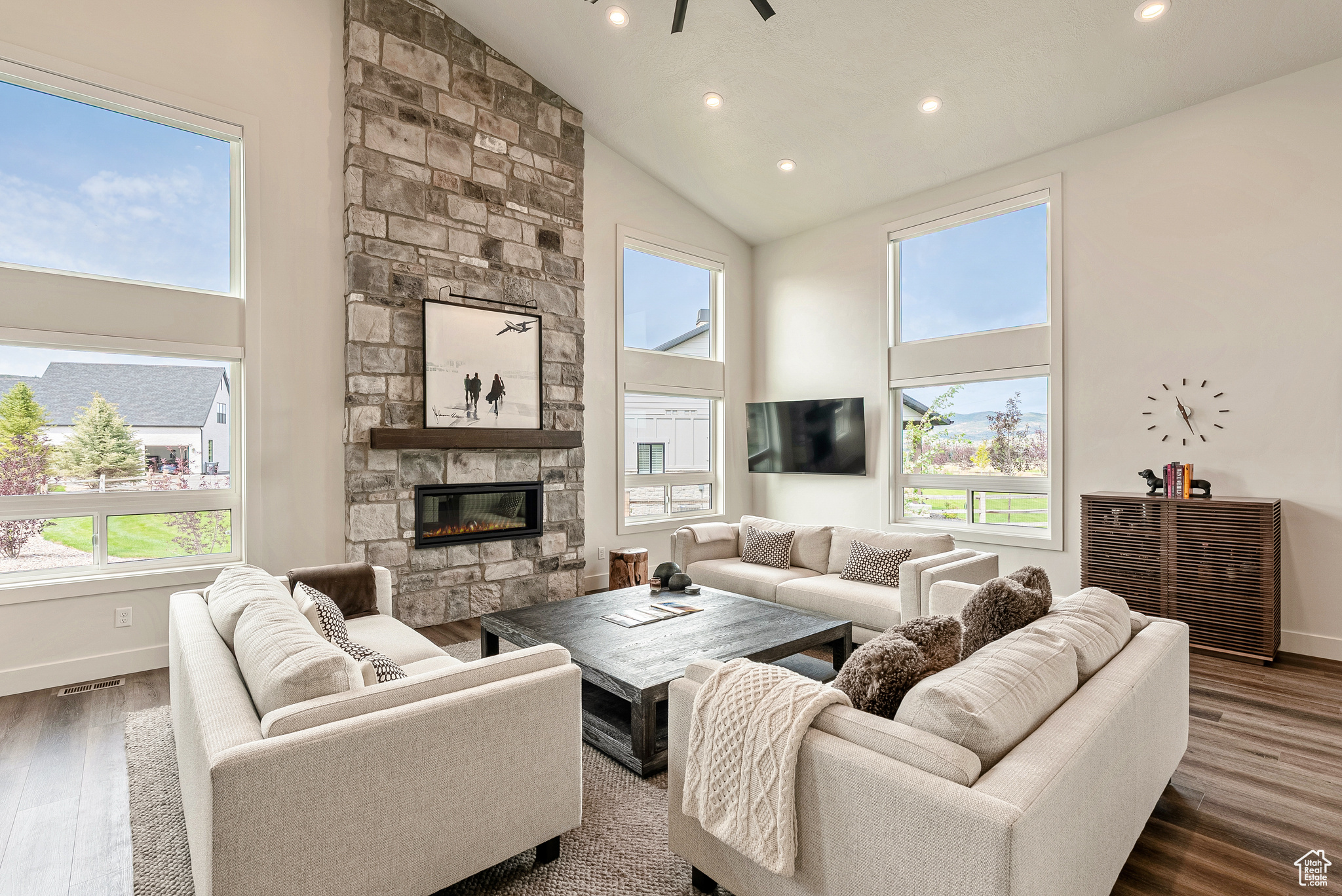 HART CROSSING - Residential