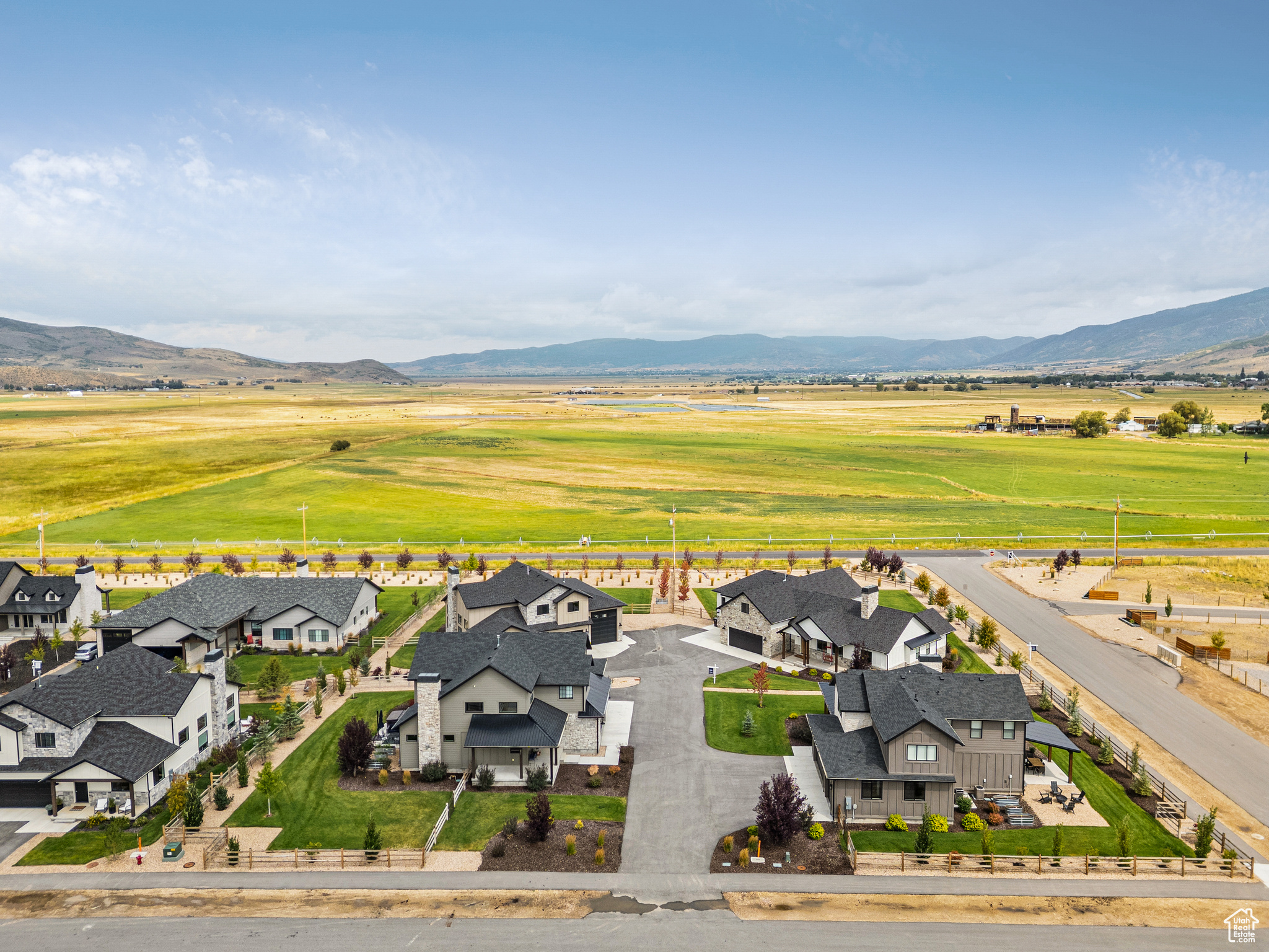 HART CROSSING - Residential